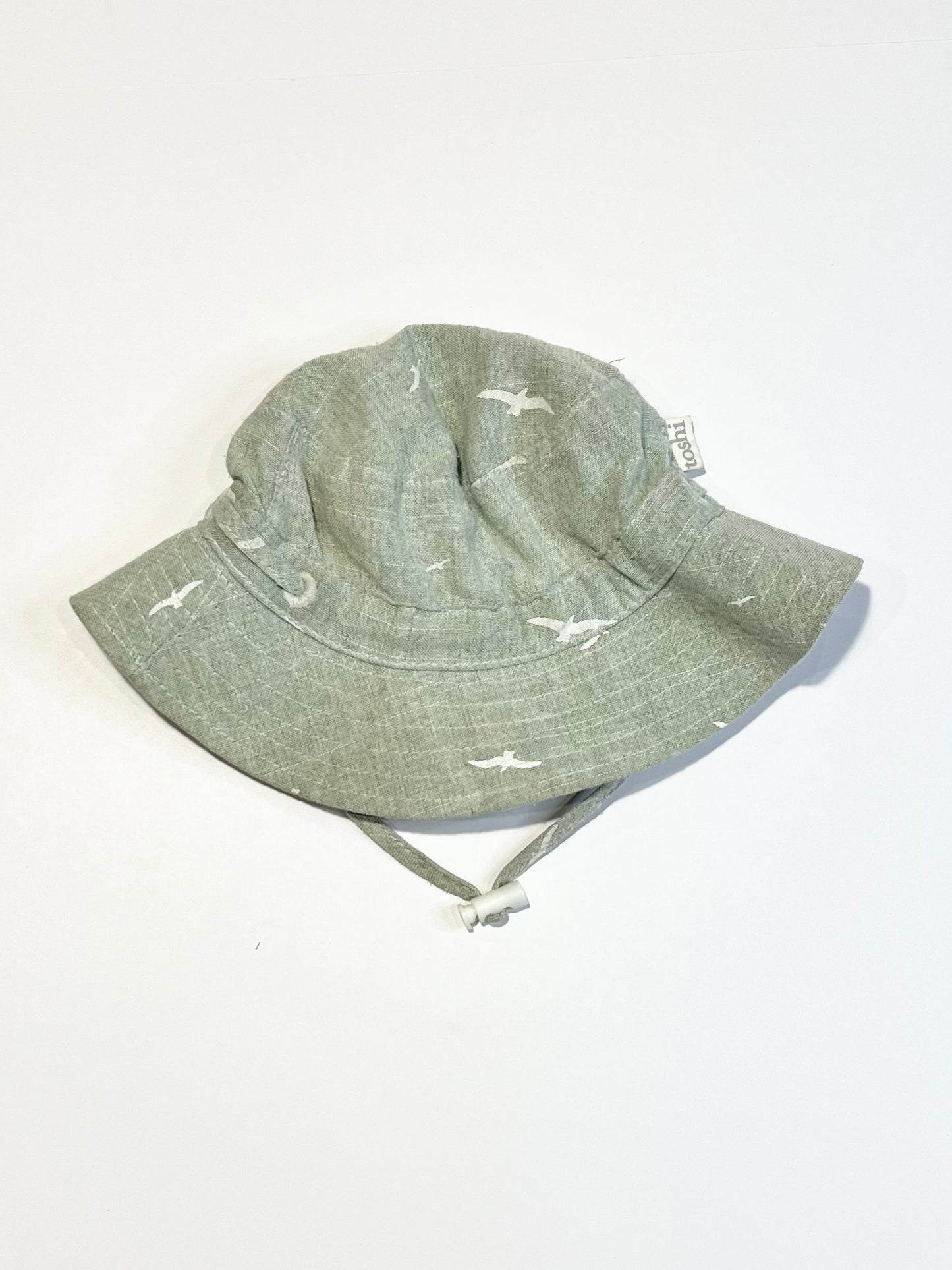 Green birds sun hat - Size 0-8 months