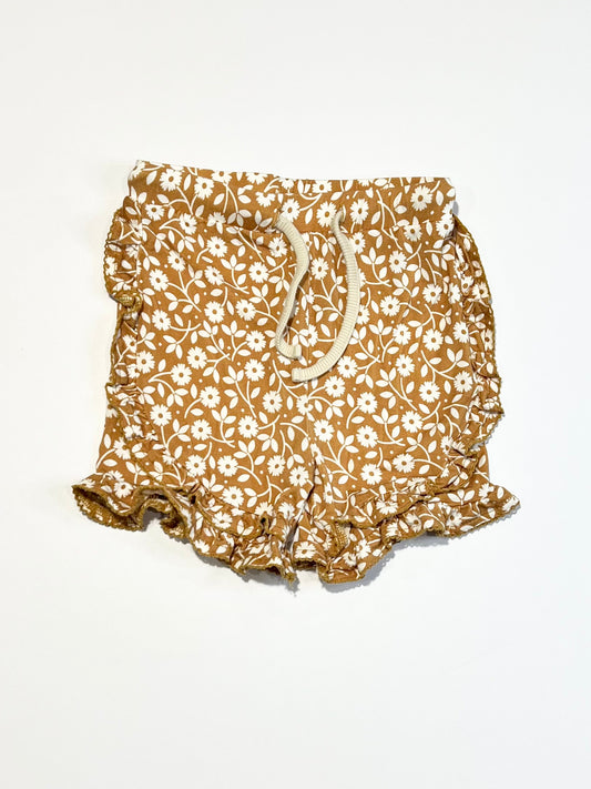 Bamboo ruffle shorts - Size 2-3