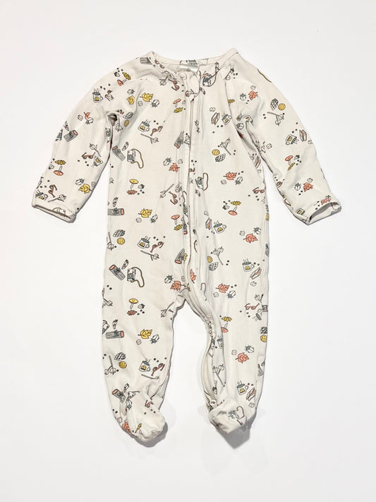 Camping zip onesie - Size 00