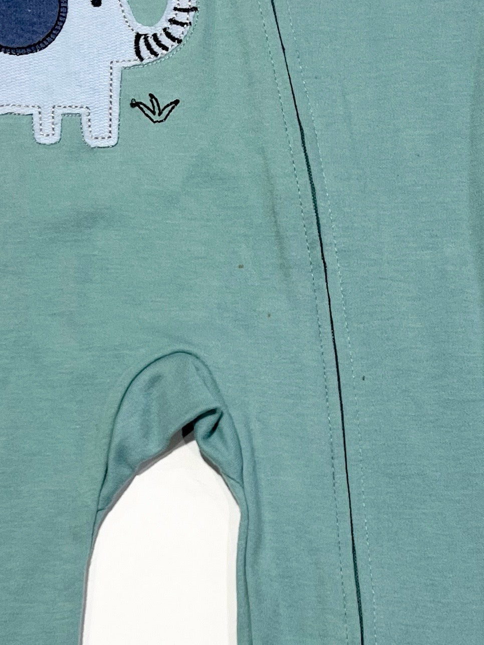 Animals zip onesie brand new - Size 00