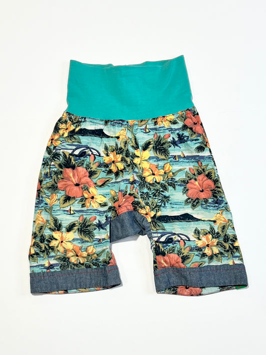 Patchwork shorts - Size 2-3