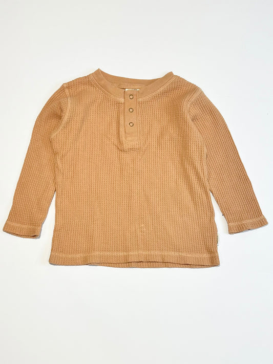 Brown waffle top - Size 1