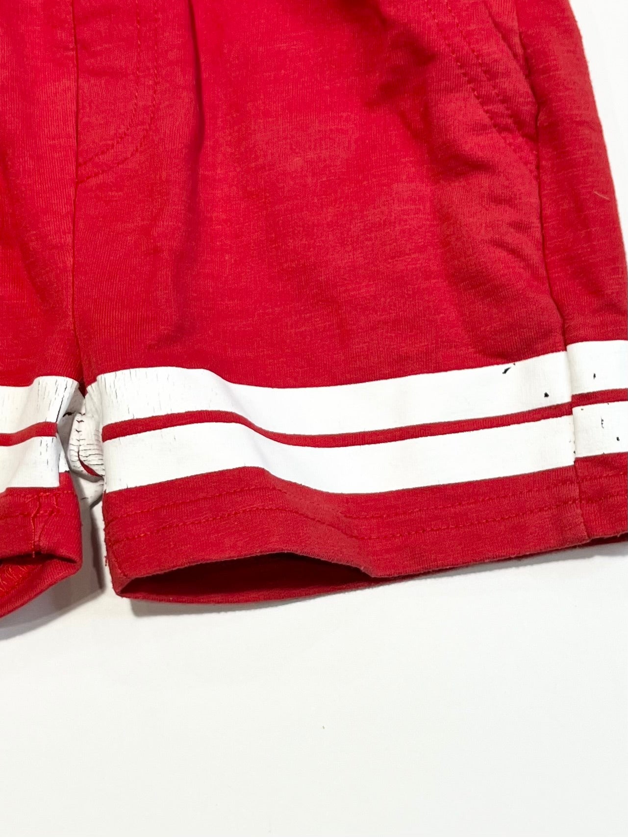 Red sweat shorts - Size 4
