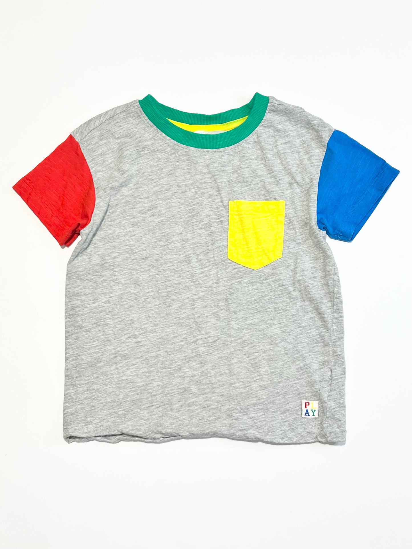 Block colour tee - Size 4