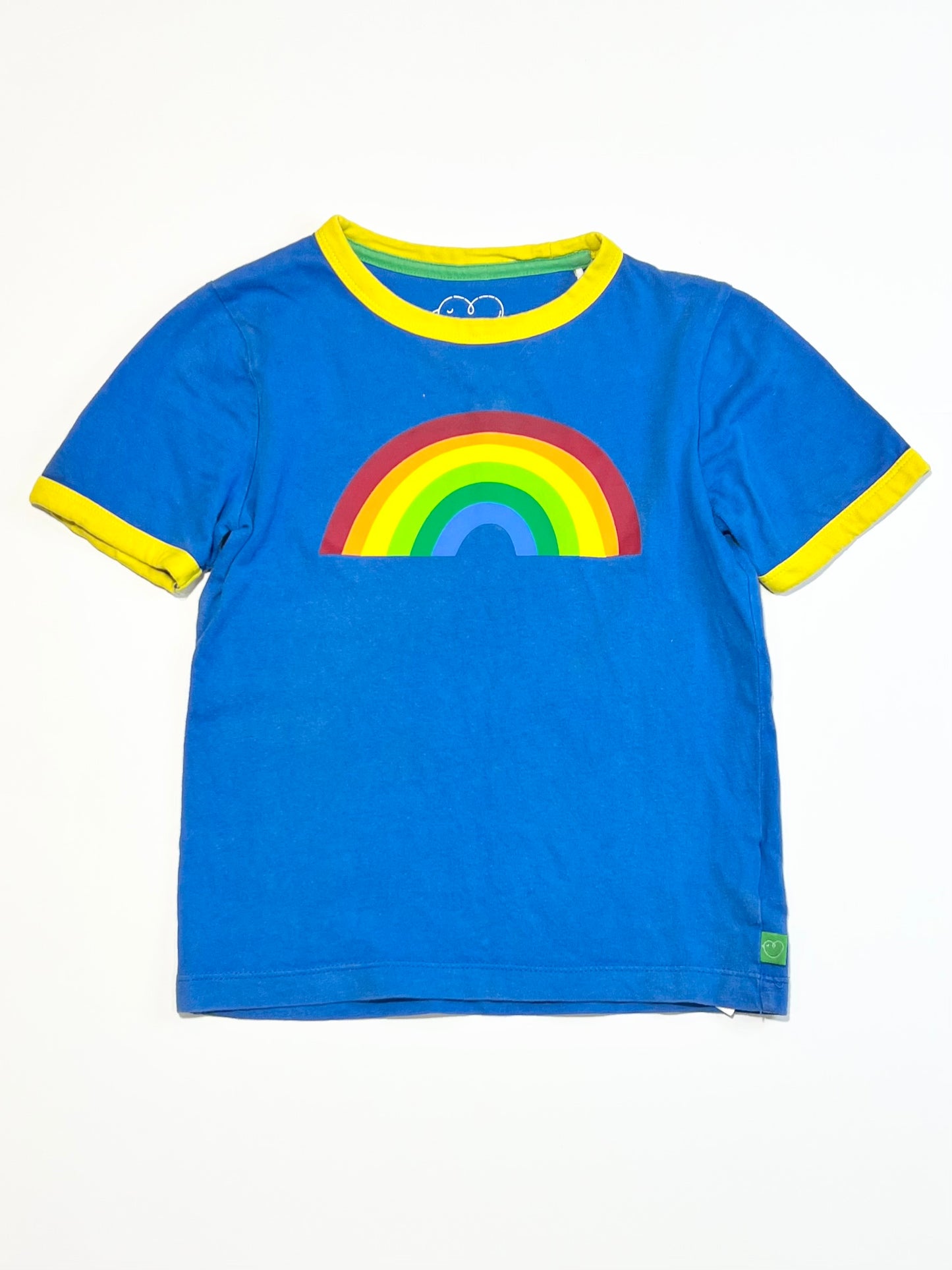 Rainbow tee - Size 4-5