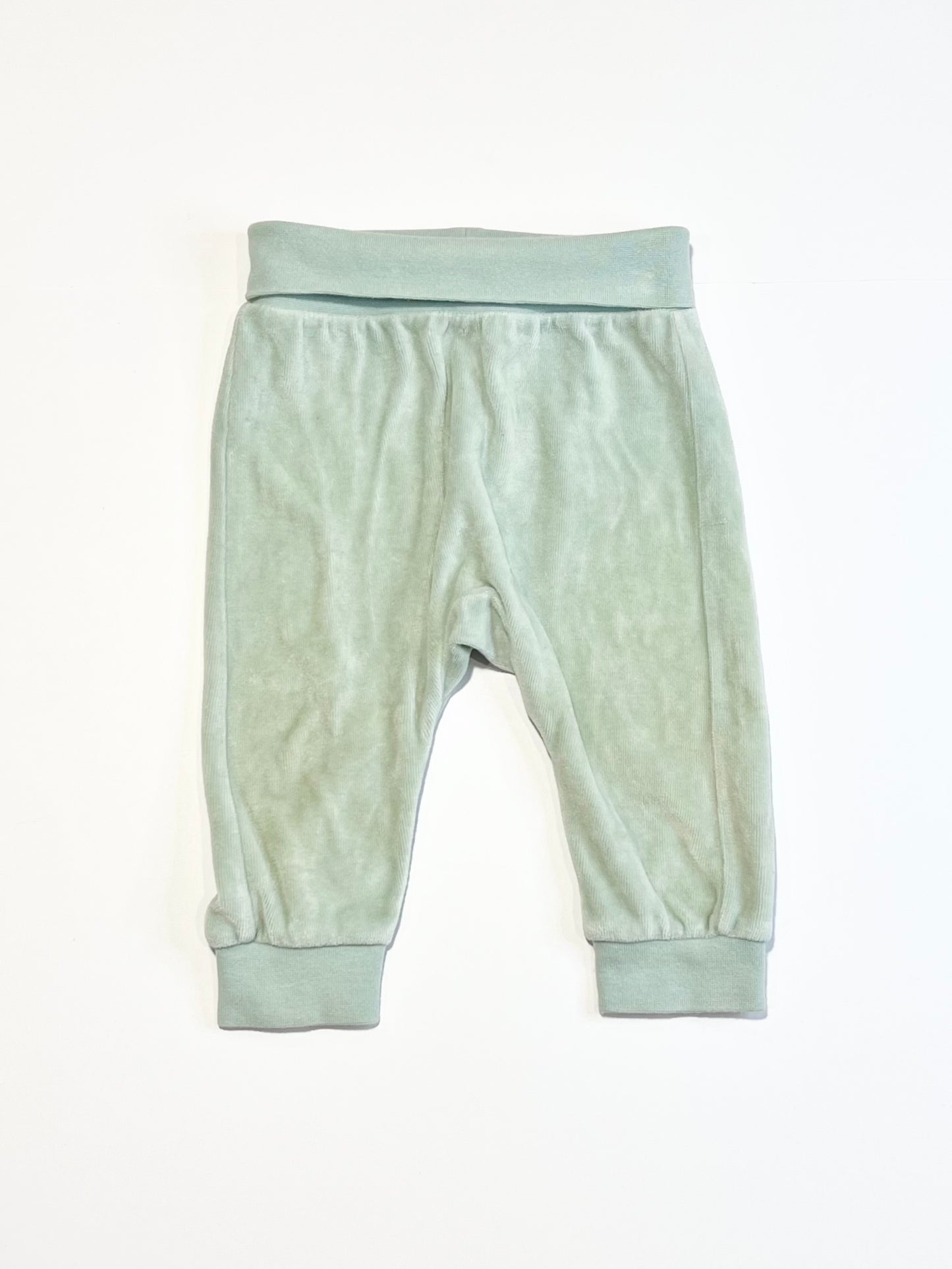 Green velour pants - Size 4-6 months