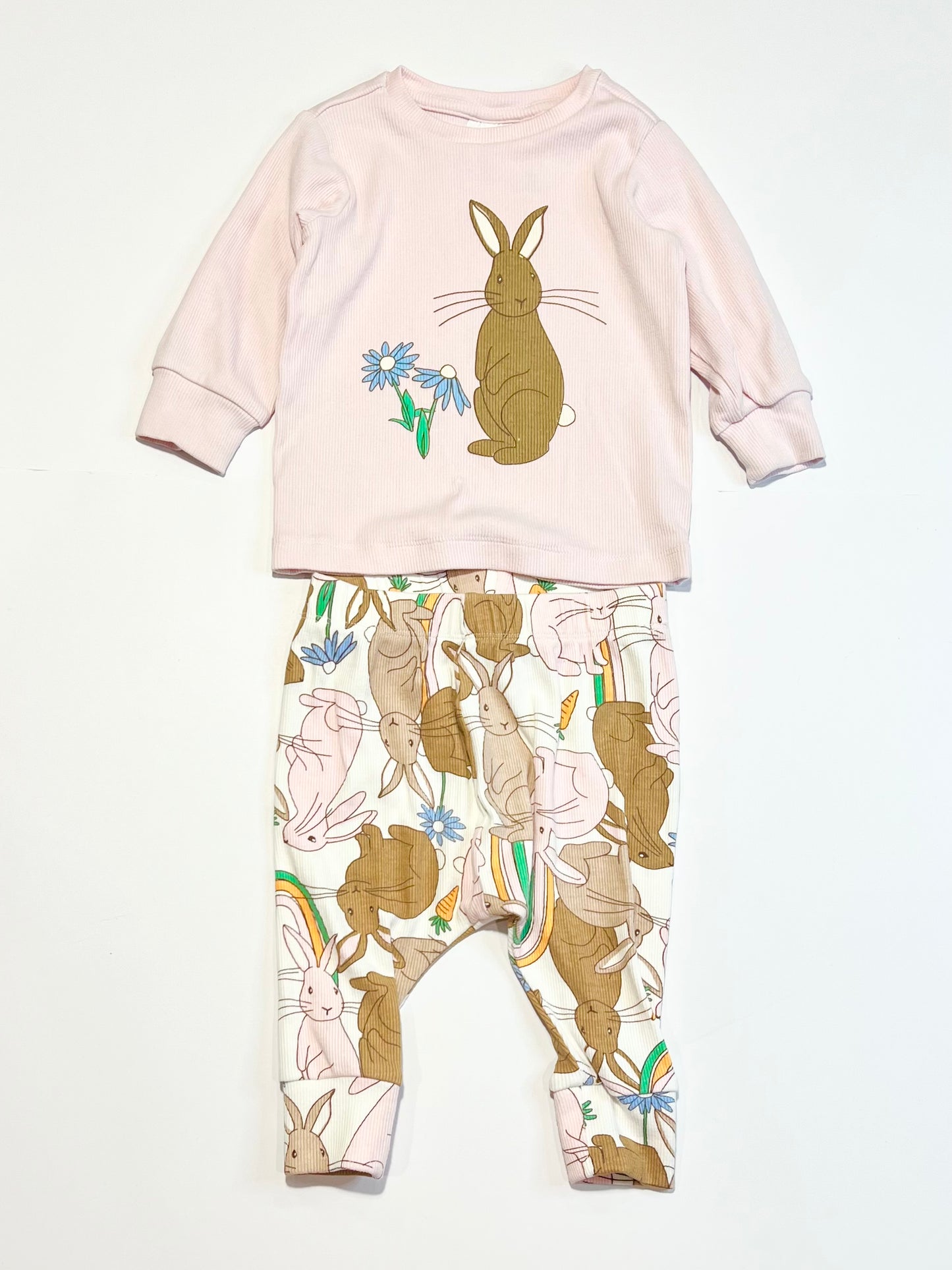 Ribbed bunny pyjamas - Size 00