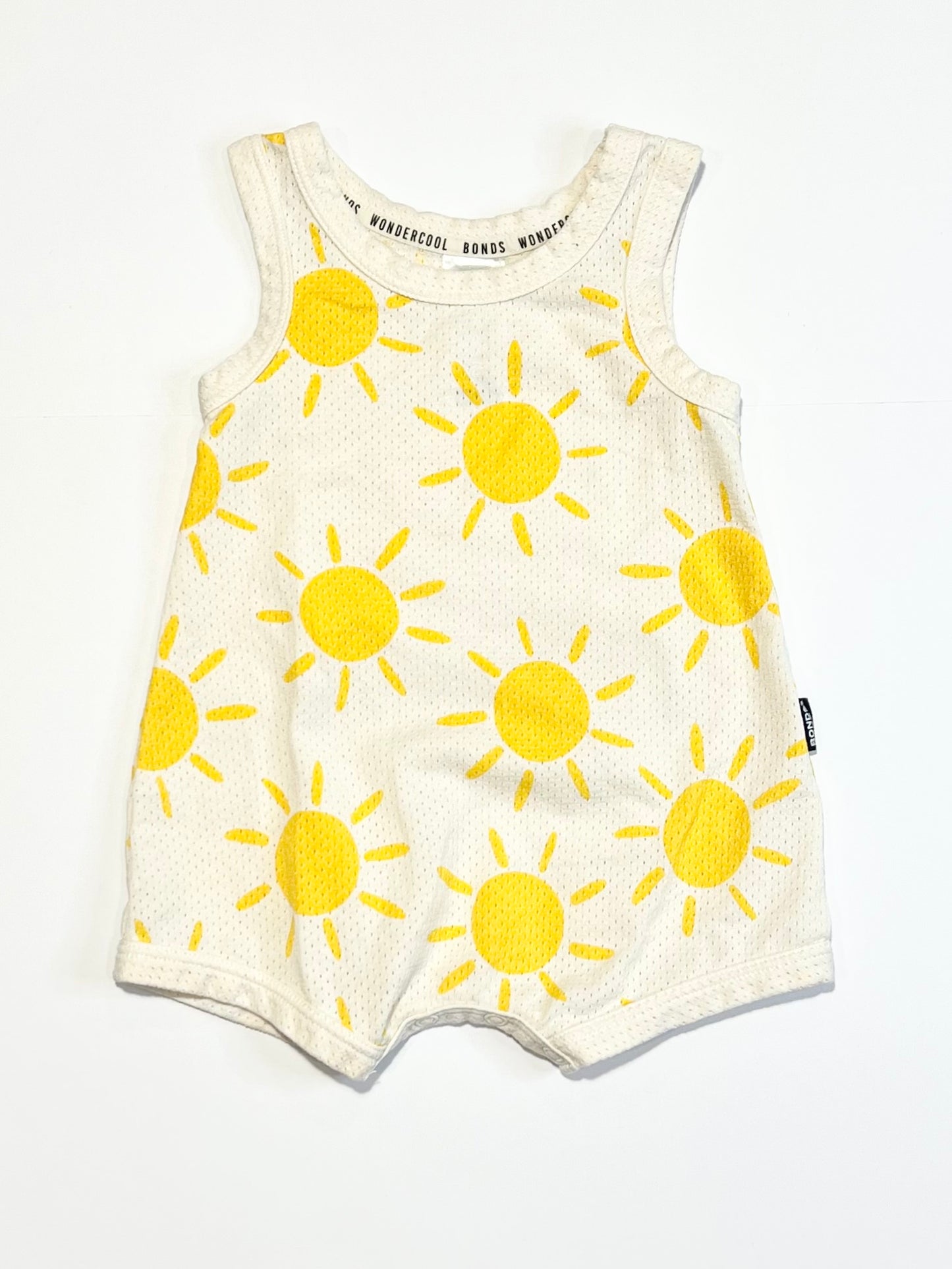 Wondercool romper - Size 000