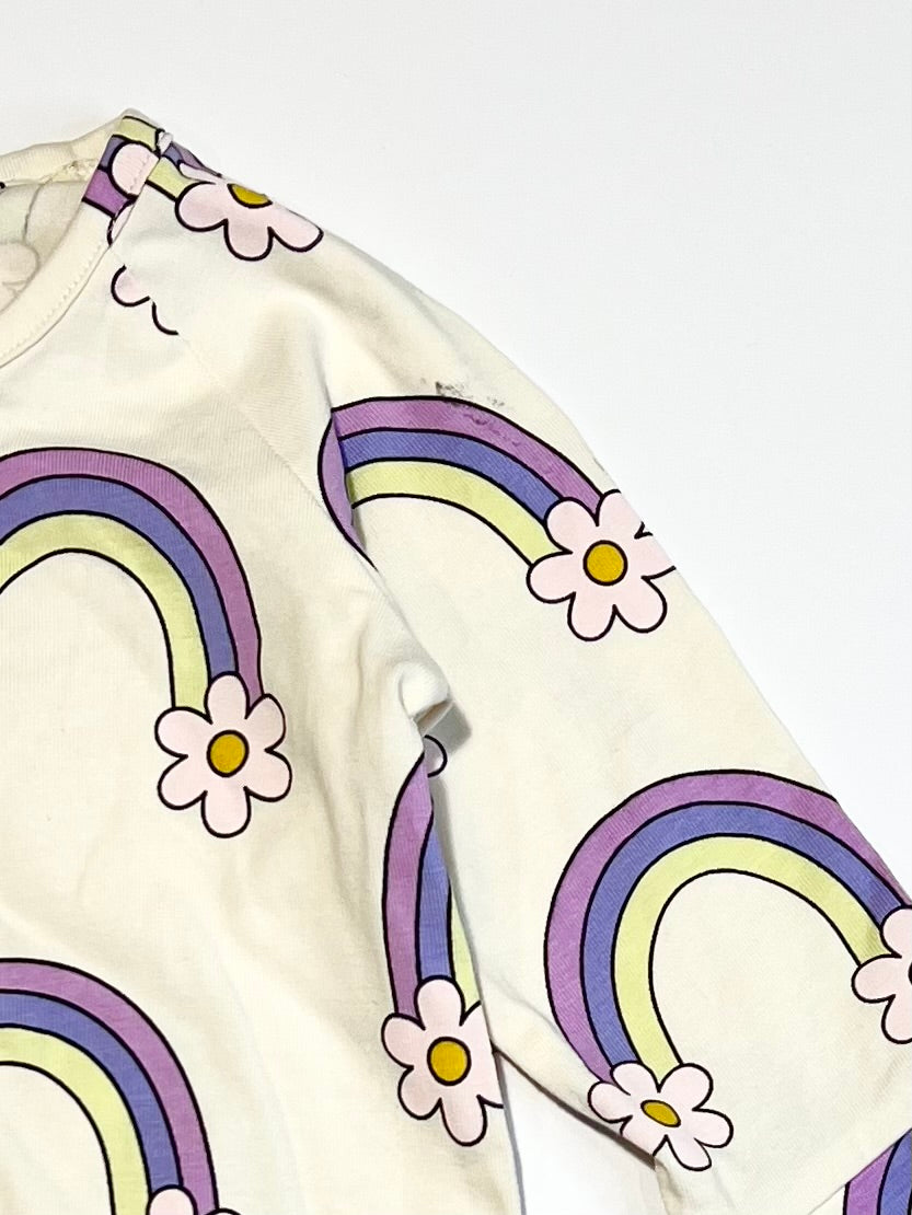 Rainbows zip onesie - Size 00