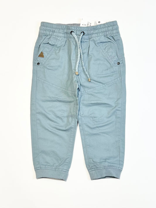 Pull-on cuffed pants brand new - Size 2