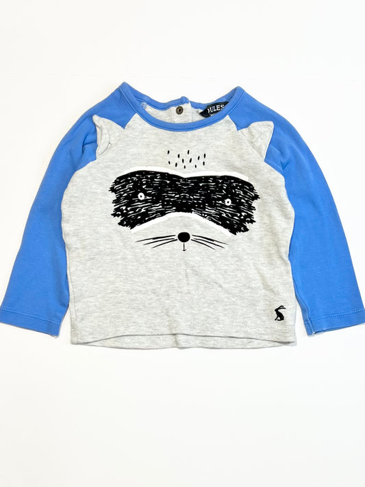Grey racoon top - Size 9-12 months