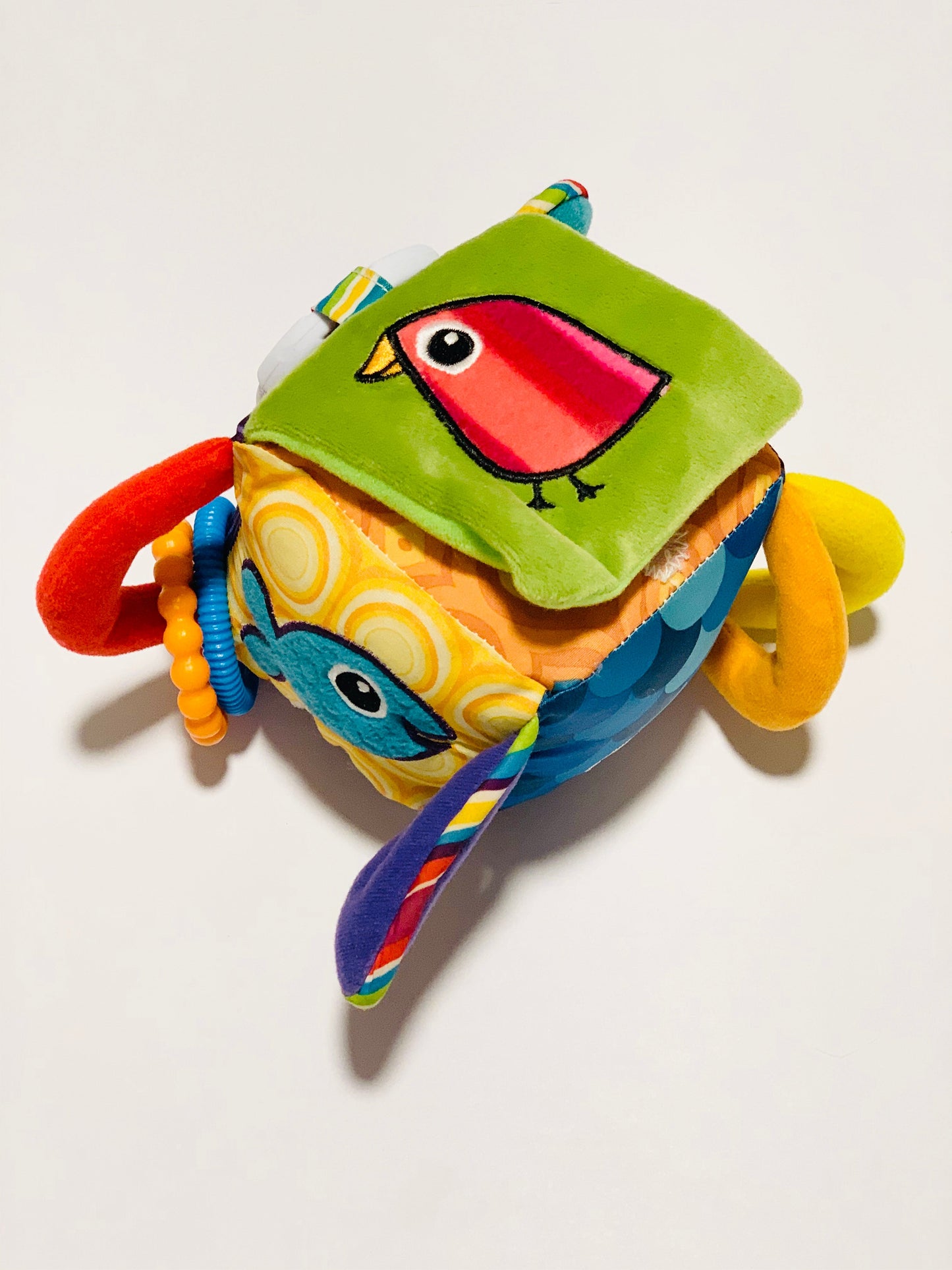 Colourful cube pram toy