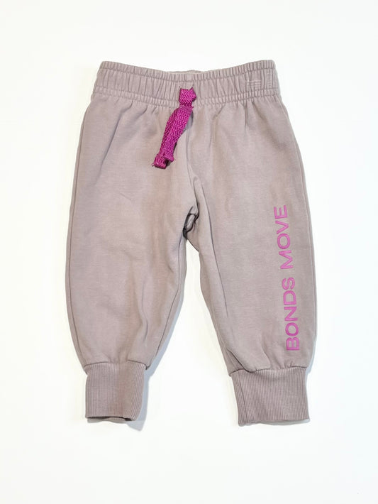 Move trackies - Size 00