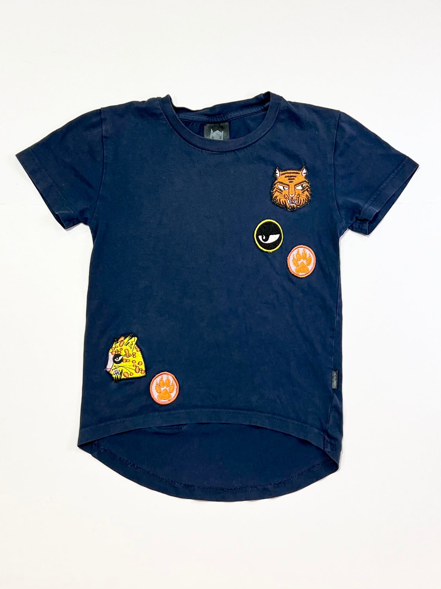 Navy badge tee - Size 4