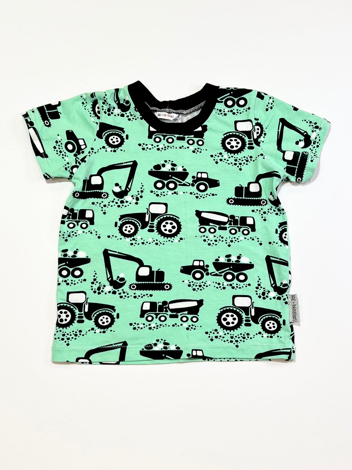Green trucks tee - Size 4-5