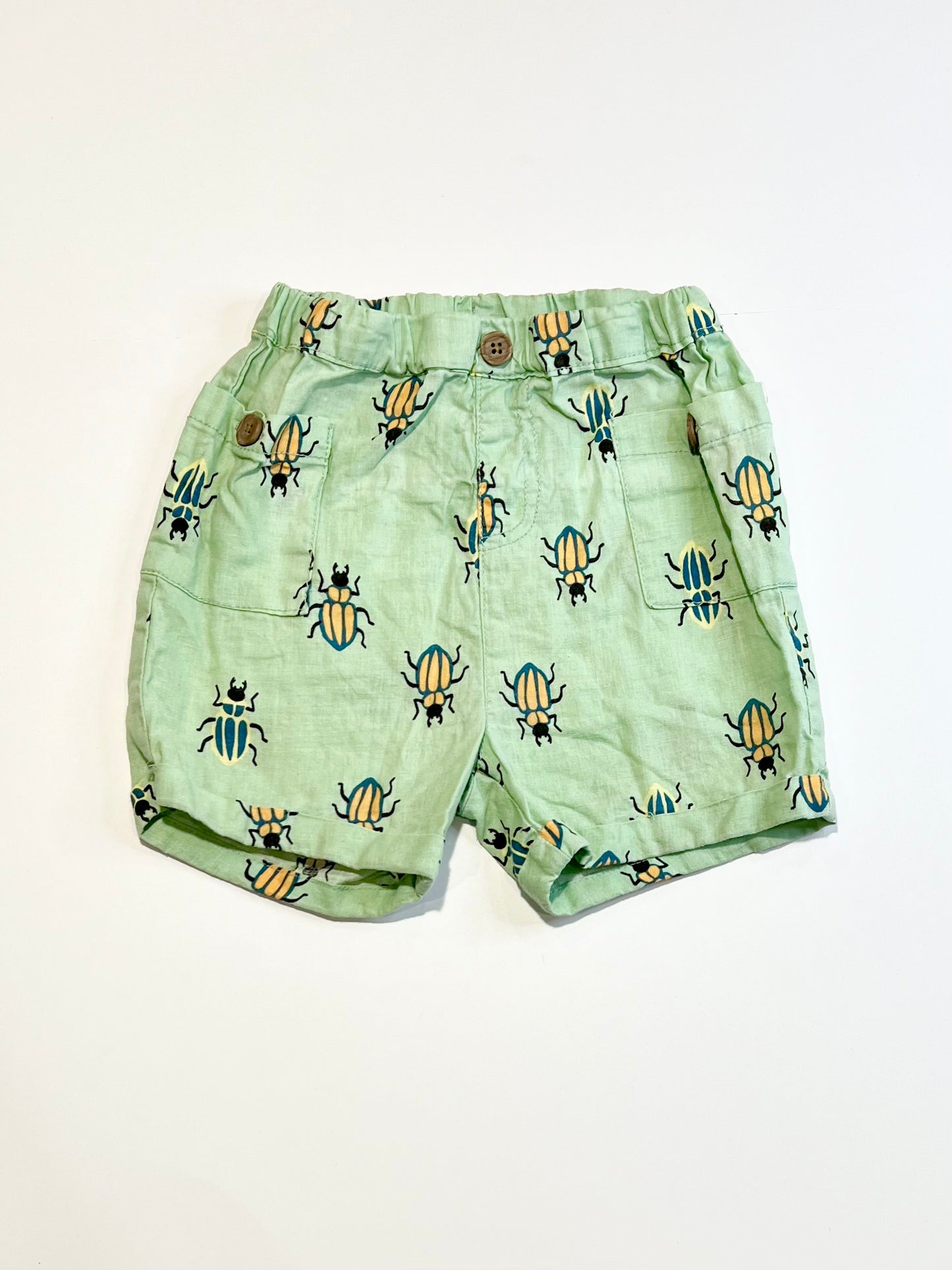 Green bugs shorts - Size 2