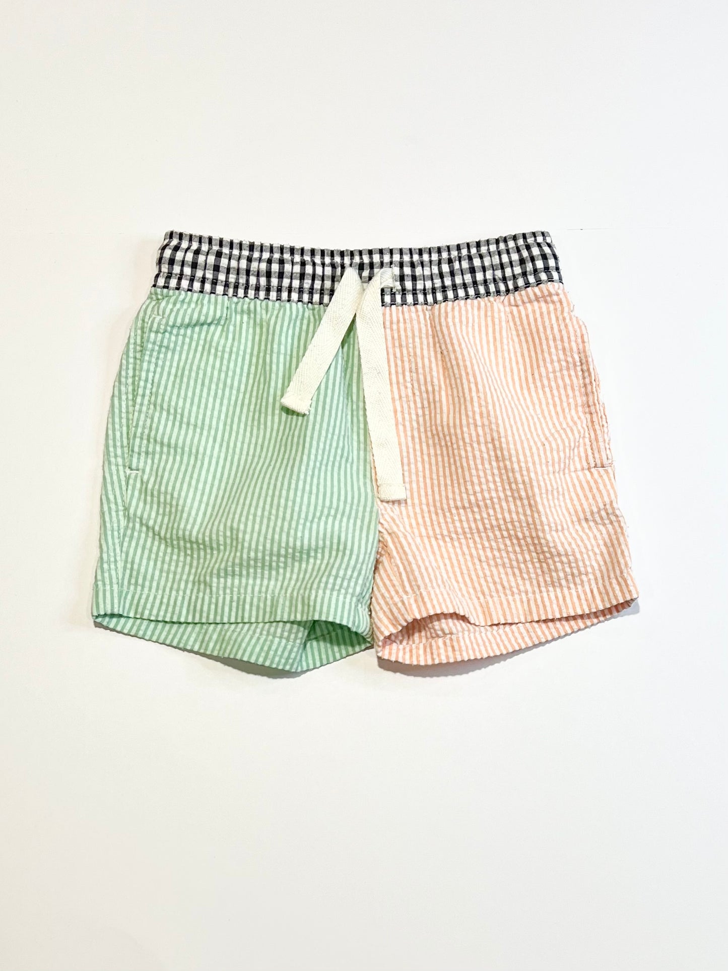 Seersucker shorts - Size 2