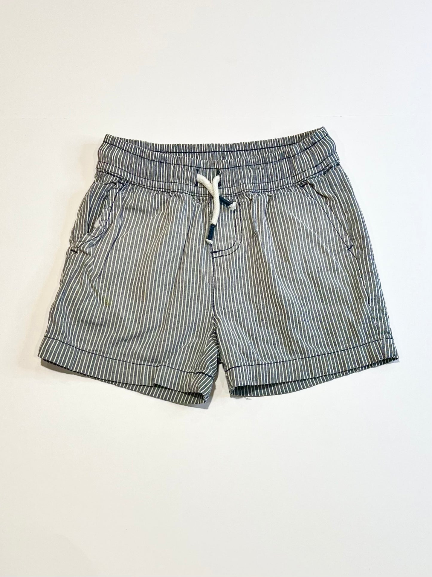 Striped shorts - Size 2