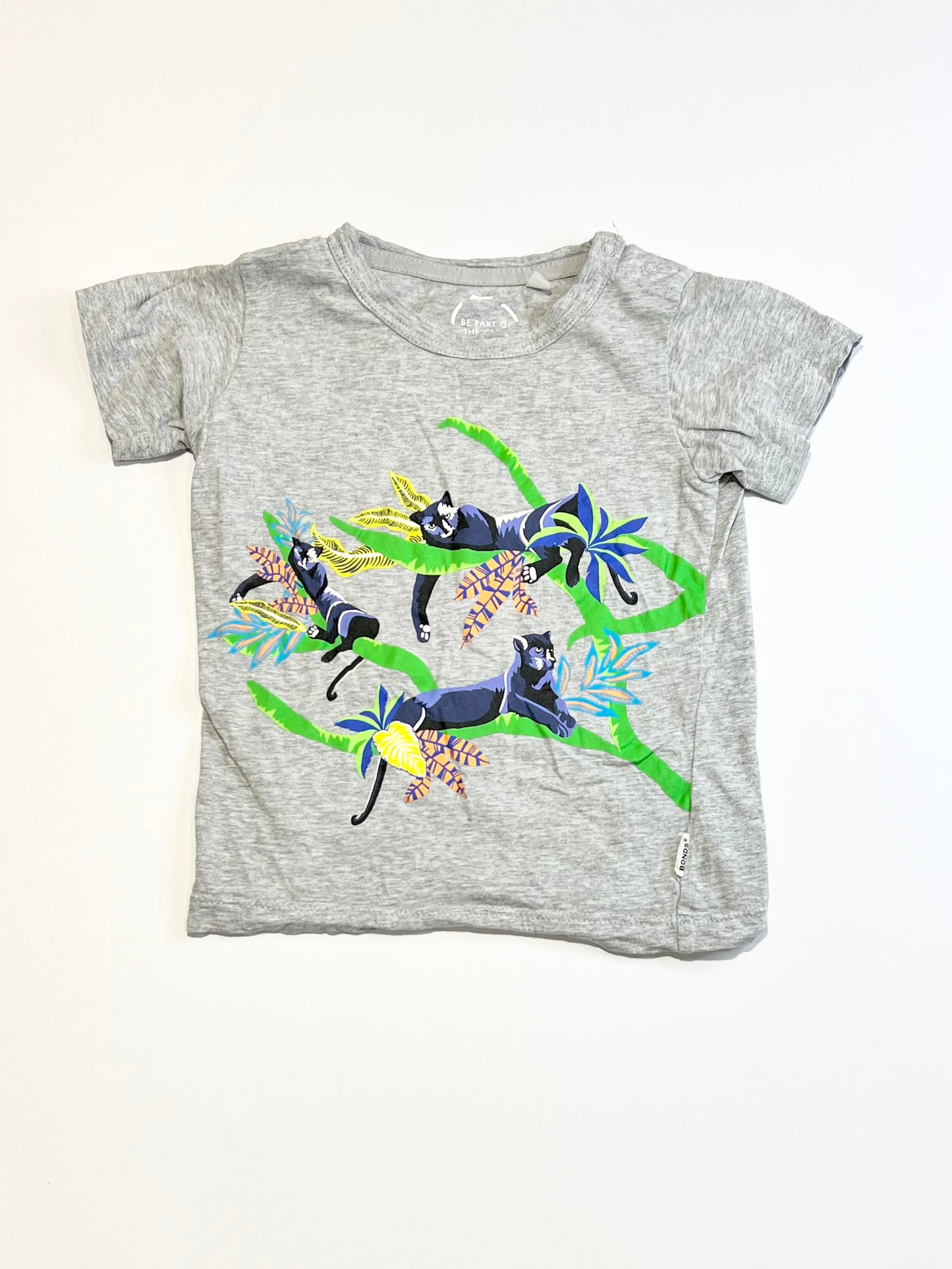 Grey panthers tee - Size 2