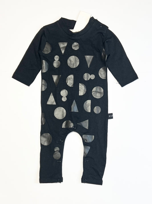 Shapes onesie brand new - Size 00