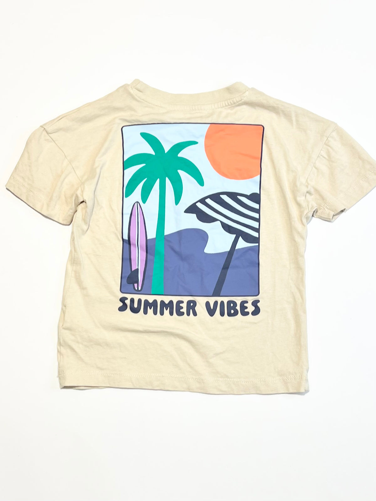 Summer vibes tee - Size 2