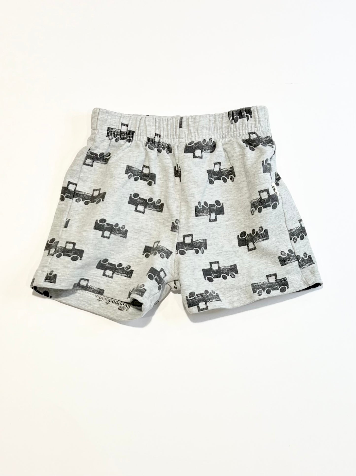 Trucks sweat shorts - Size 1