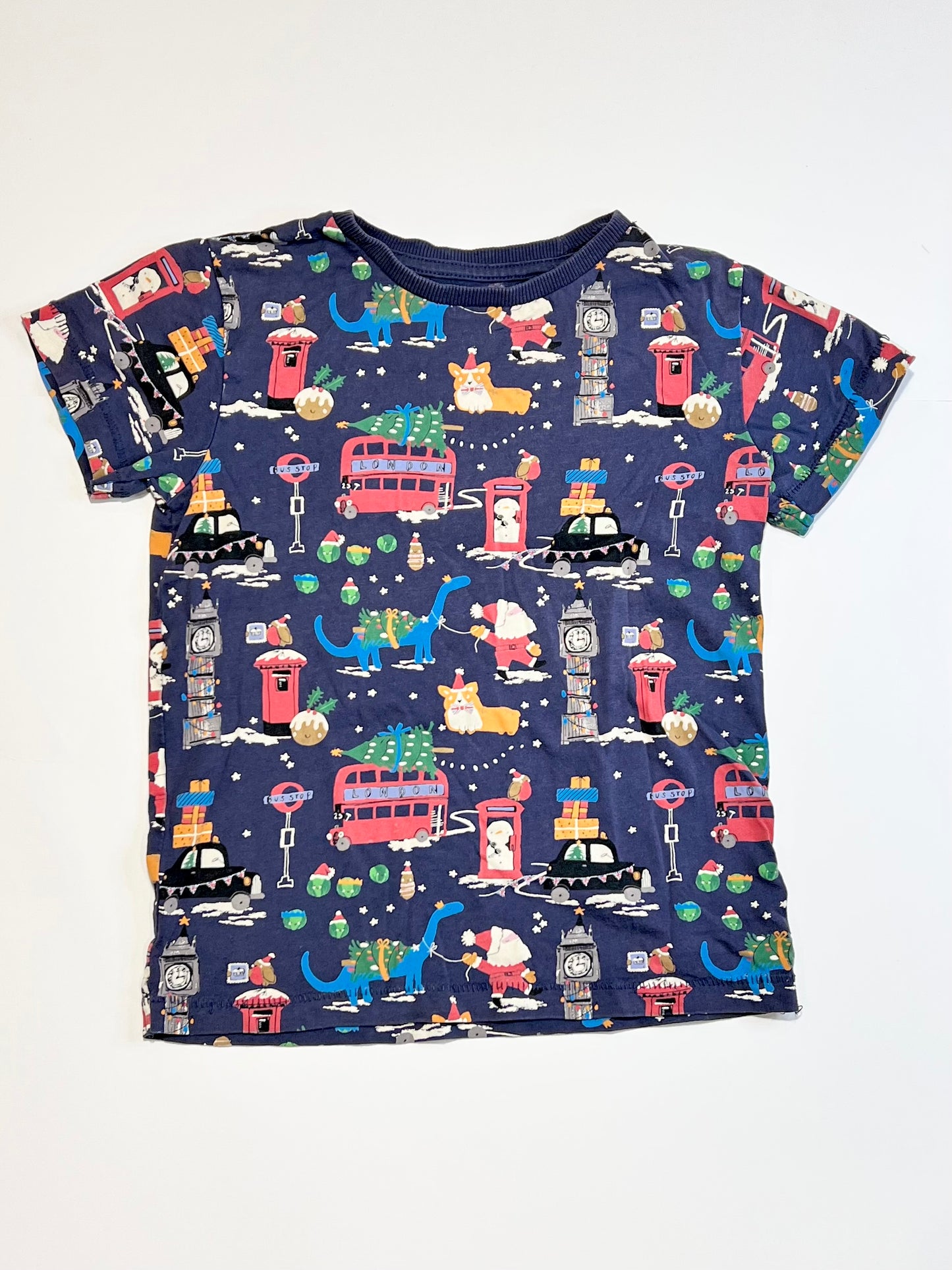 London Christmas tee - Size 5-6