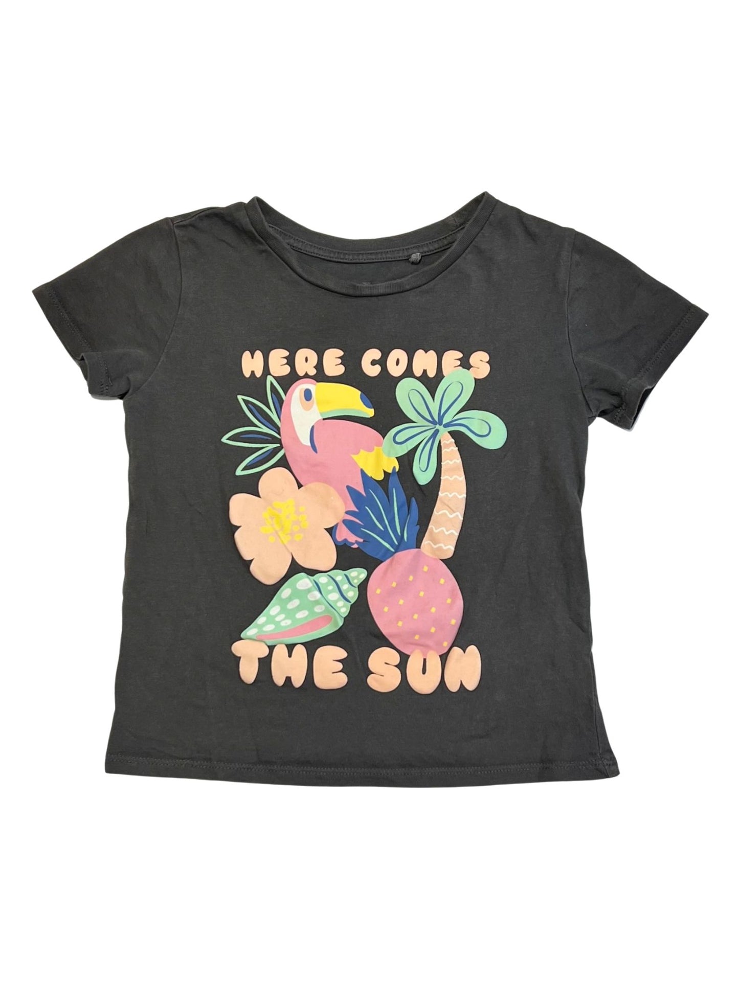 Here comes the sun tee - Size 4