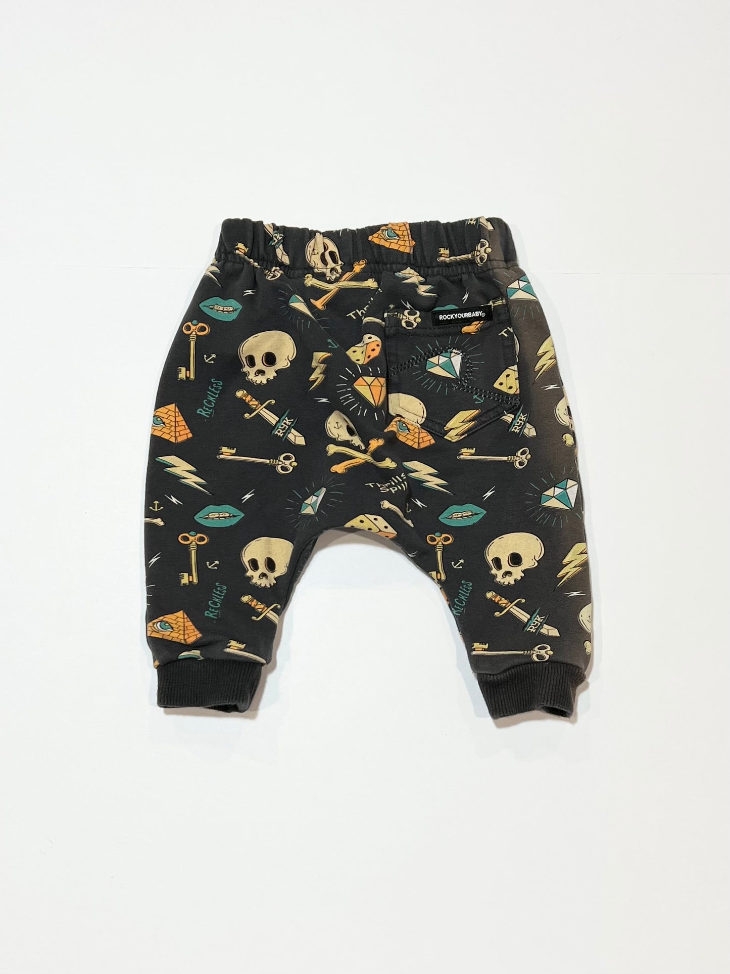 Grey skull trackies - Size 00