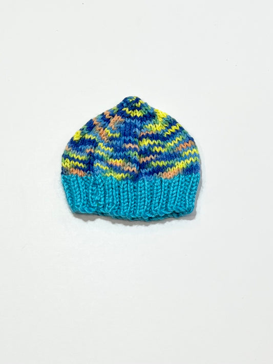 Knitted beanie - Size 0-6 months
