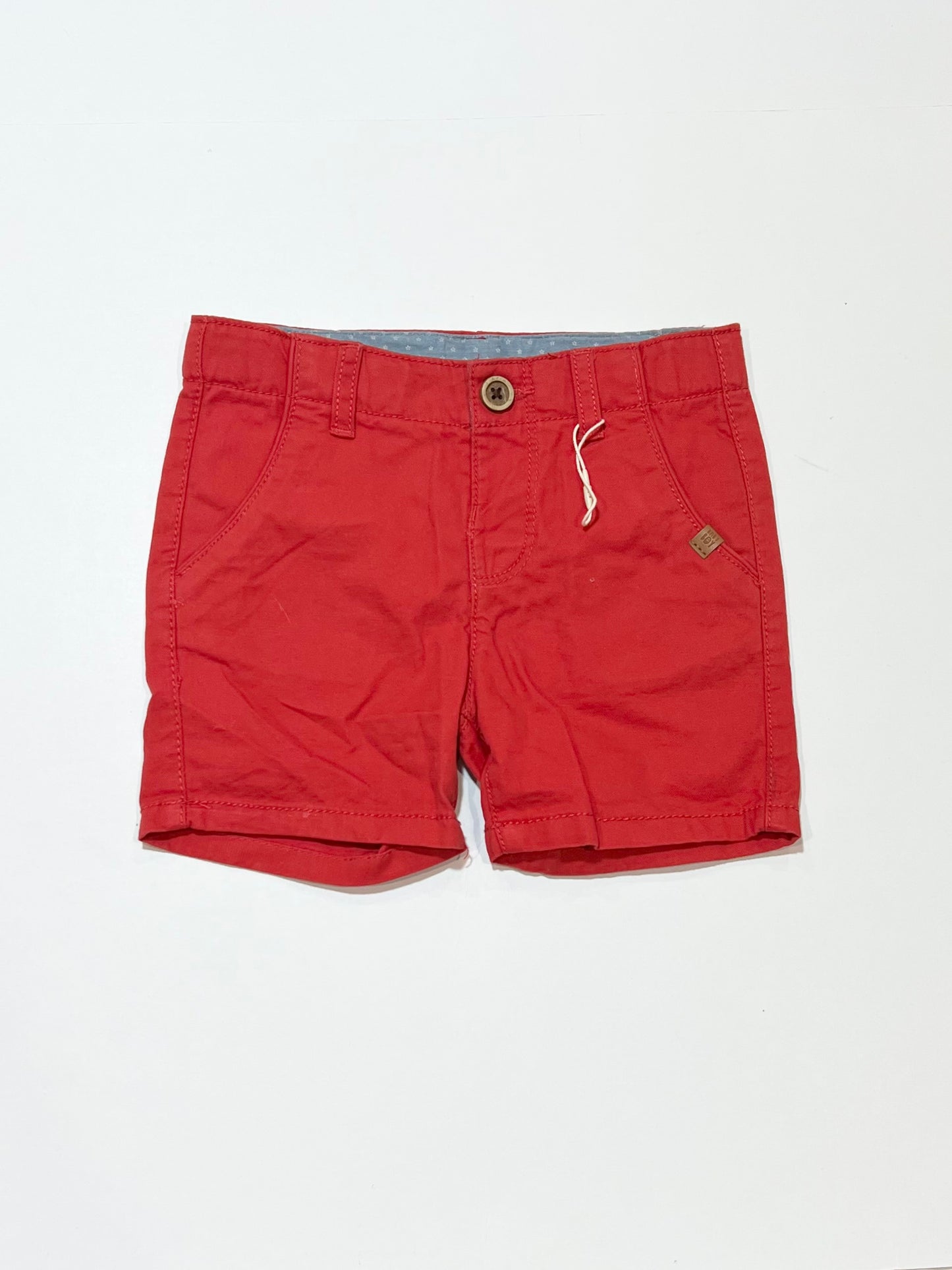 Red shorts brand new - Size 00