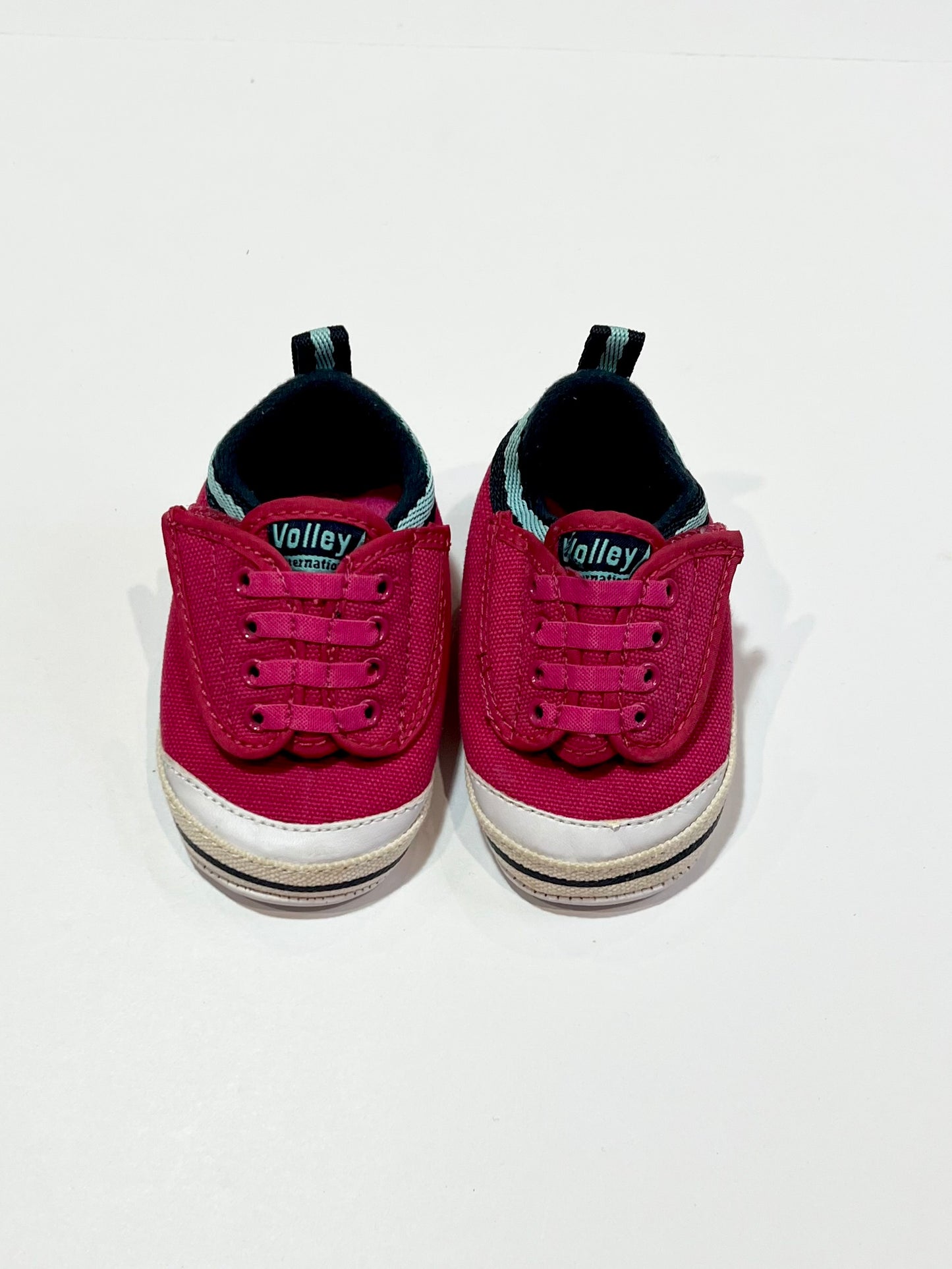 Pink soft pram shoes - Size 4