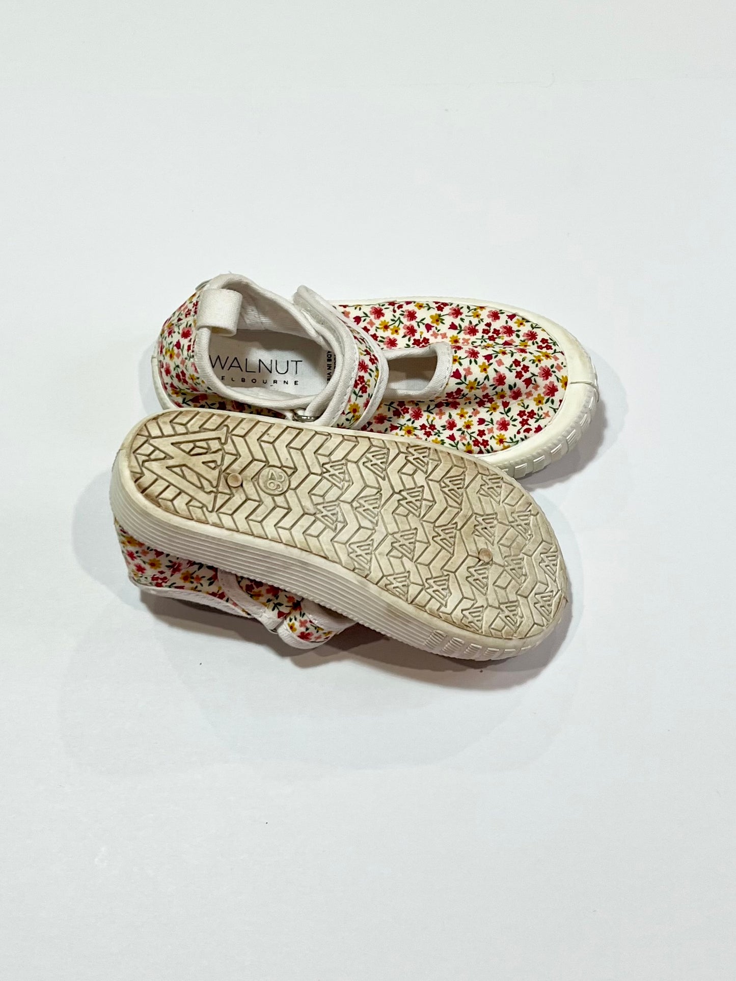 Floral canvas shoes - Size EU26