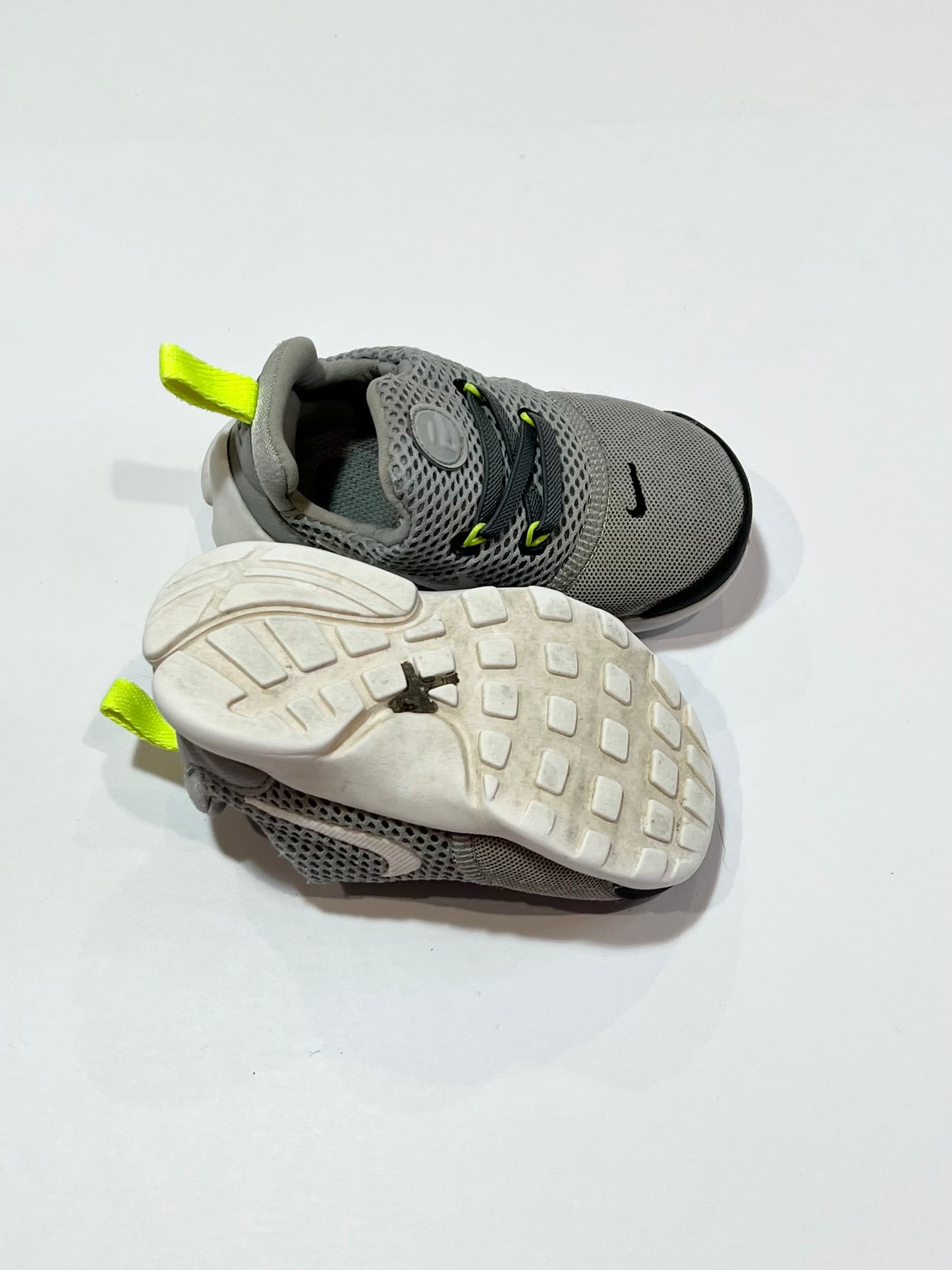 Grey sneakers- Size US7