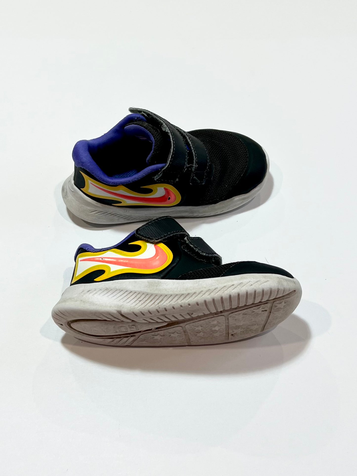 Star Runner sneakers- Size US7