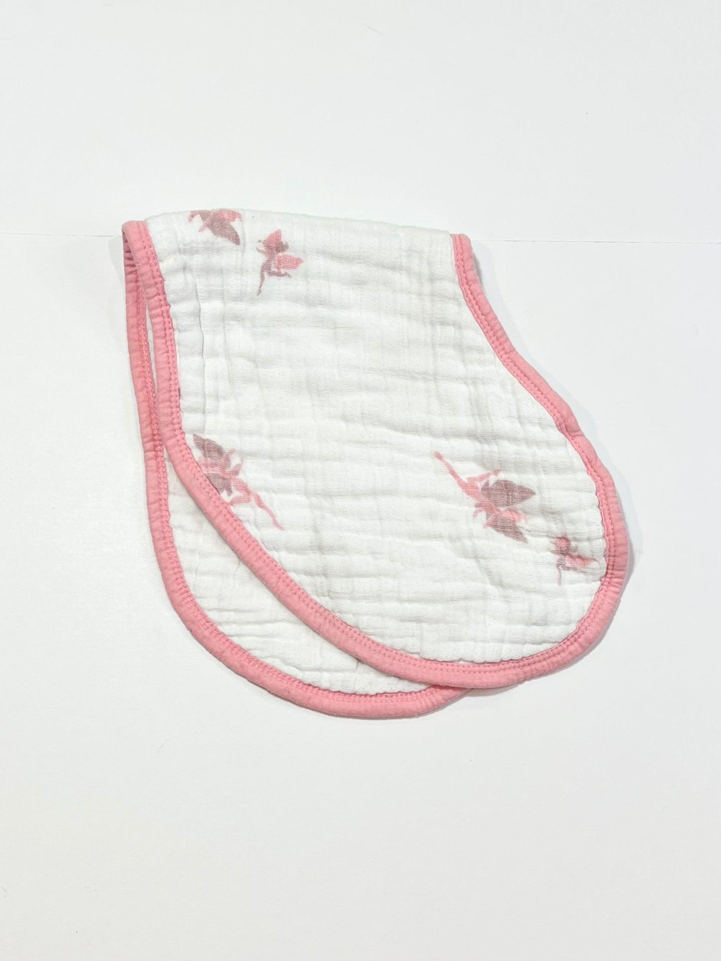 Muslin burpy bib