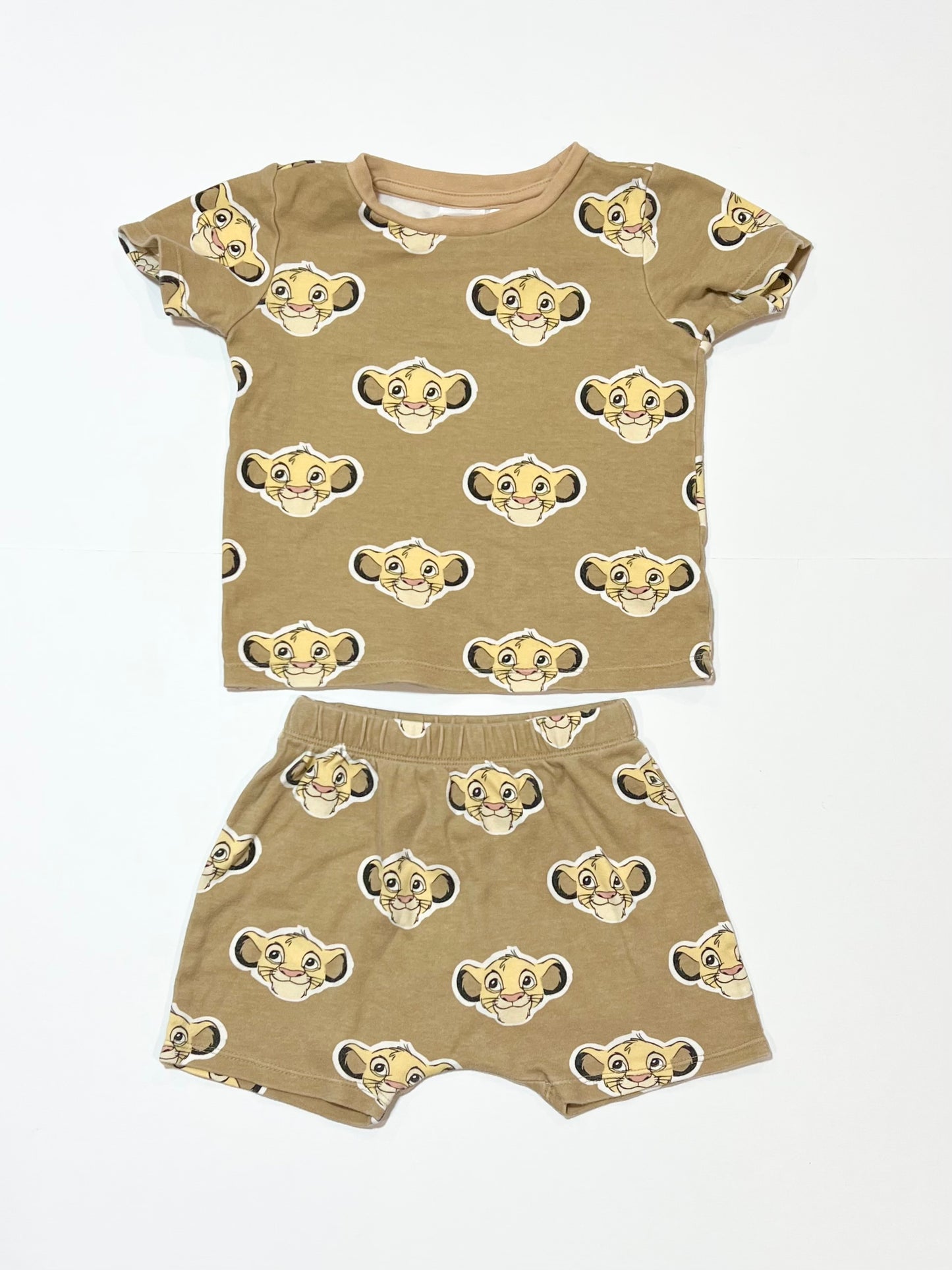 Lion King pyjamas - Size 2