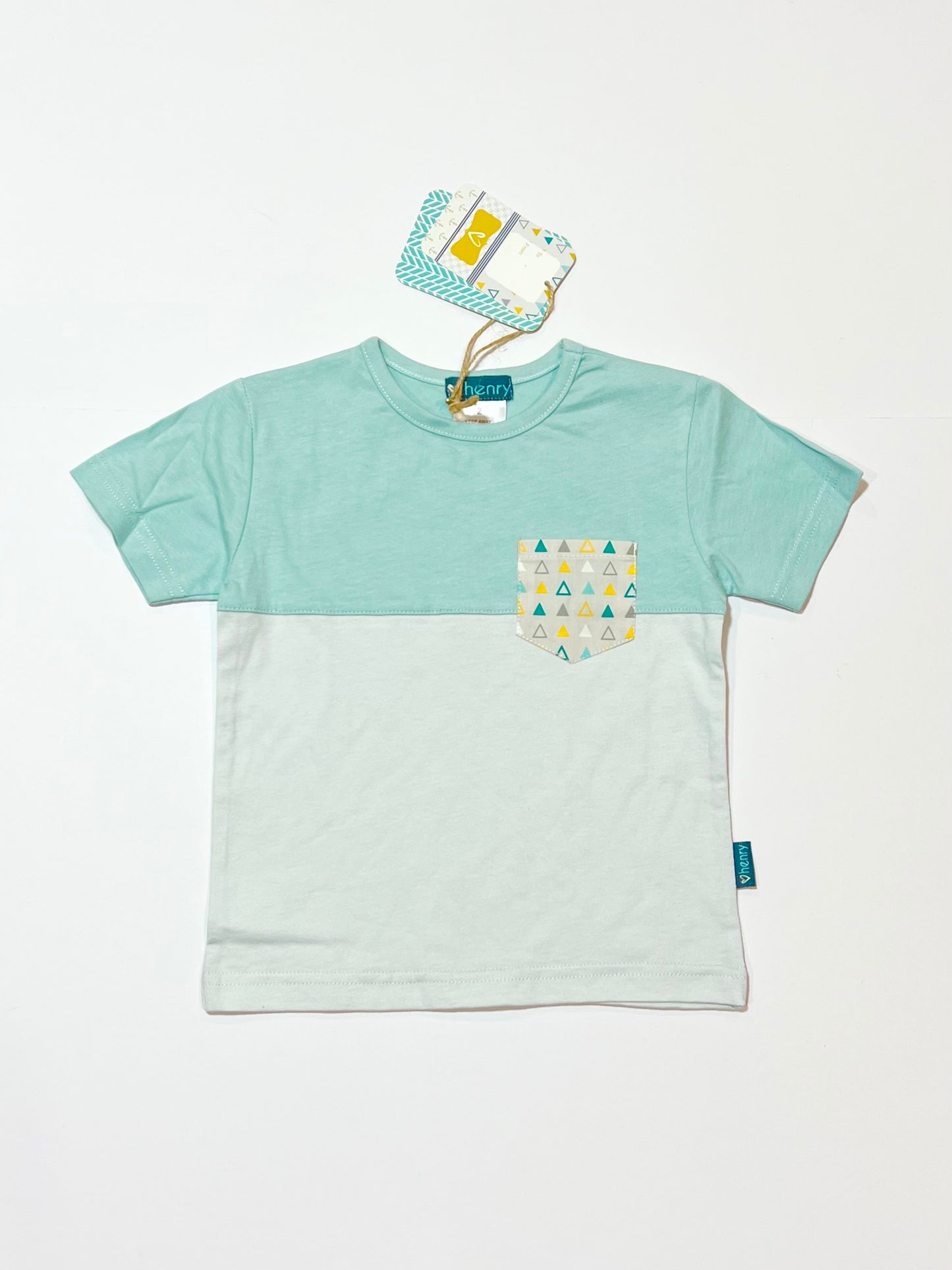Spliced pocket tee brand new - Size 2