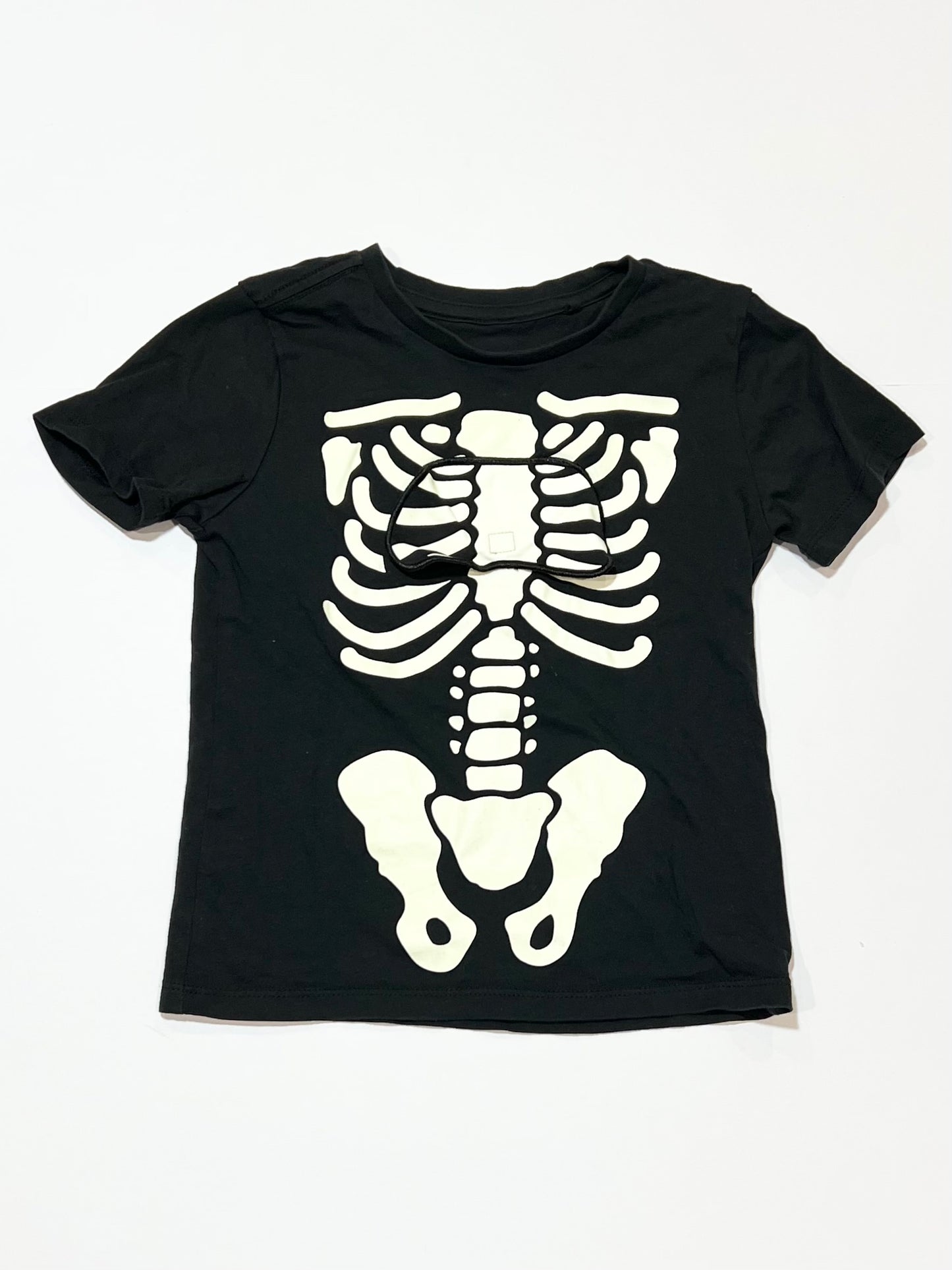 Skeleton Halloween tee - Size 4