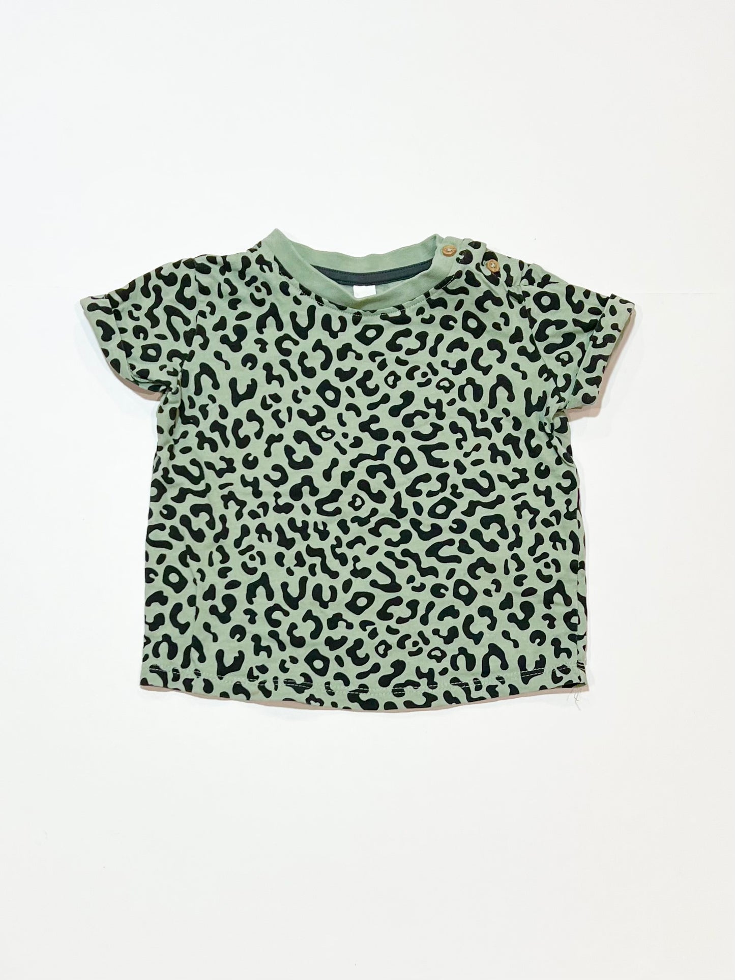 Animal print tee - Size 0