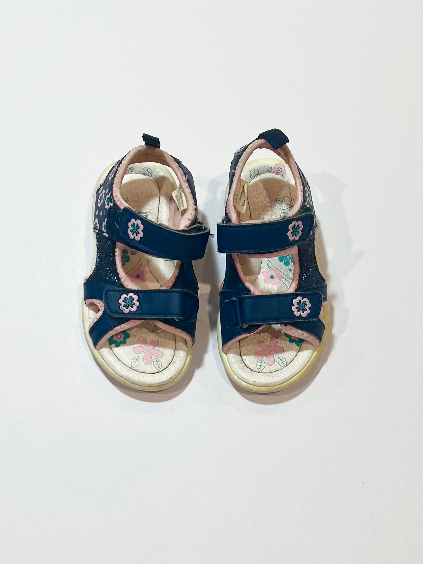 Navy sandals - Size 7