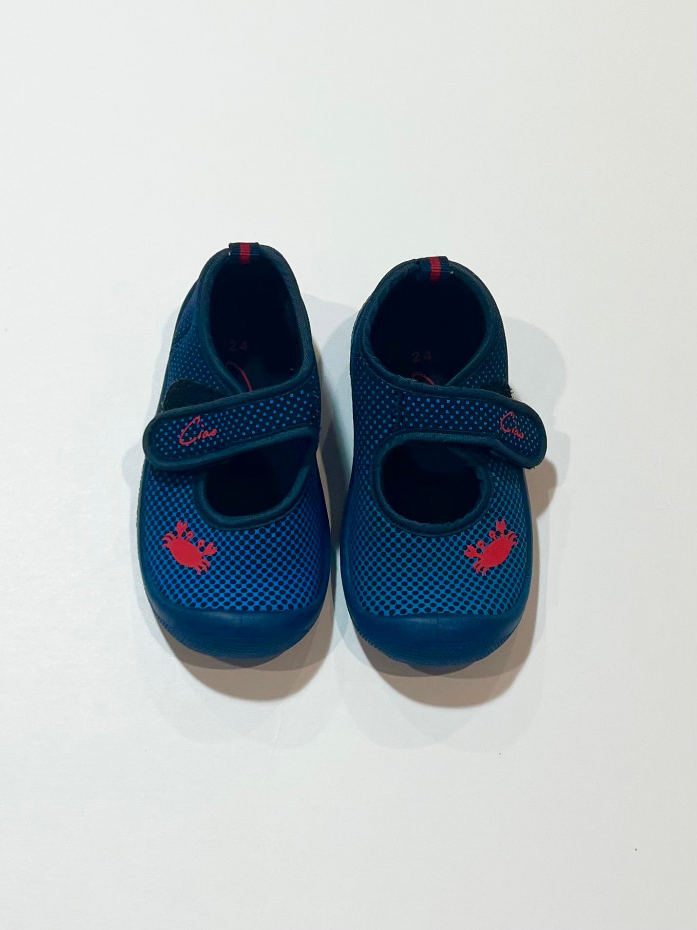 Crab beach shoes - Size EU24