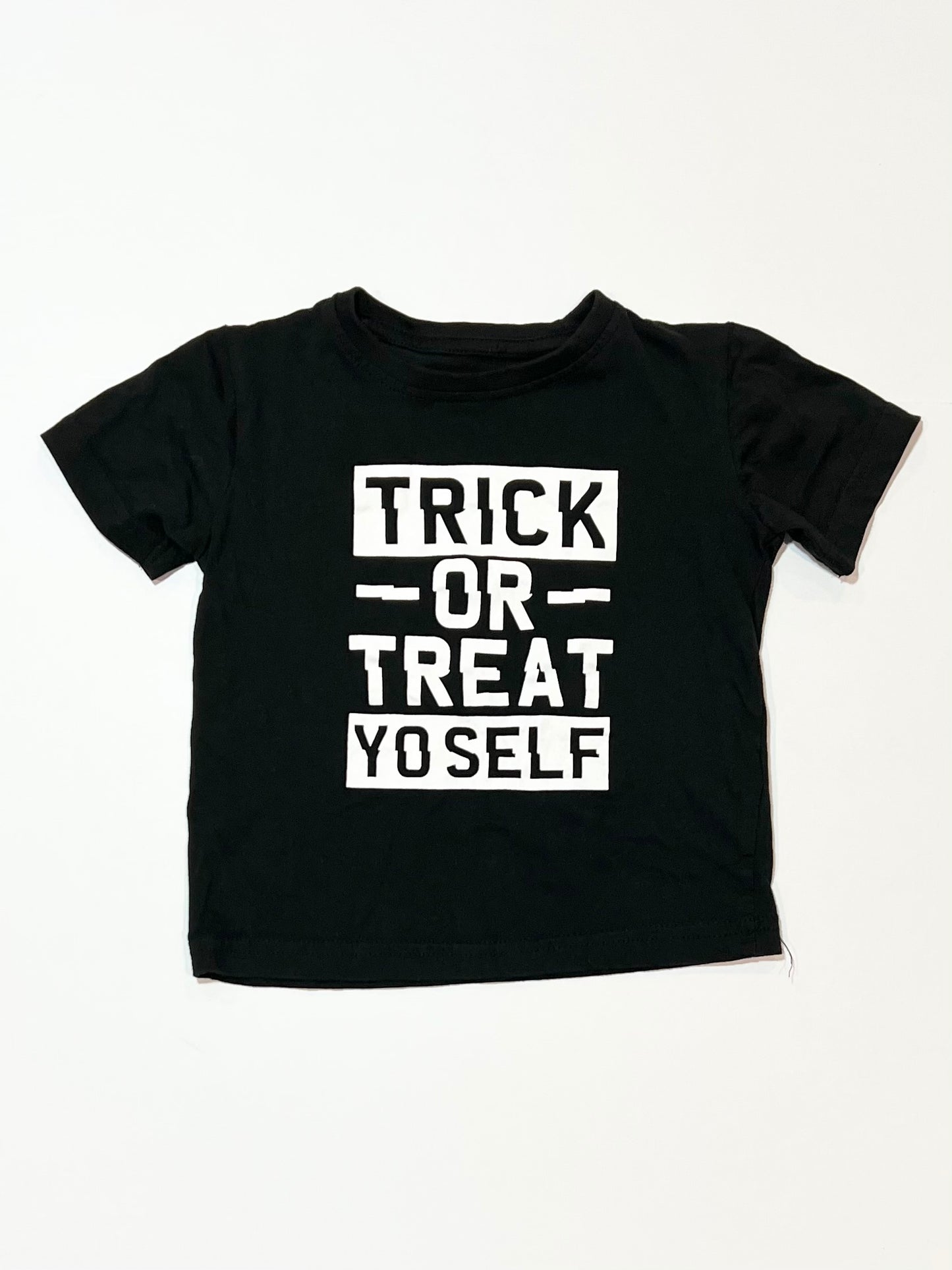 Halloween tee - Size 2