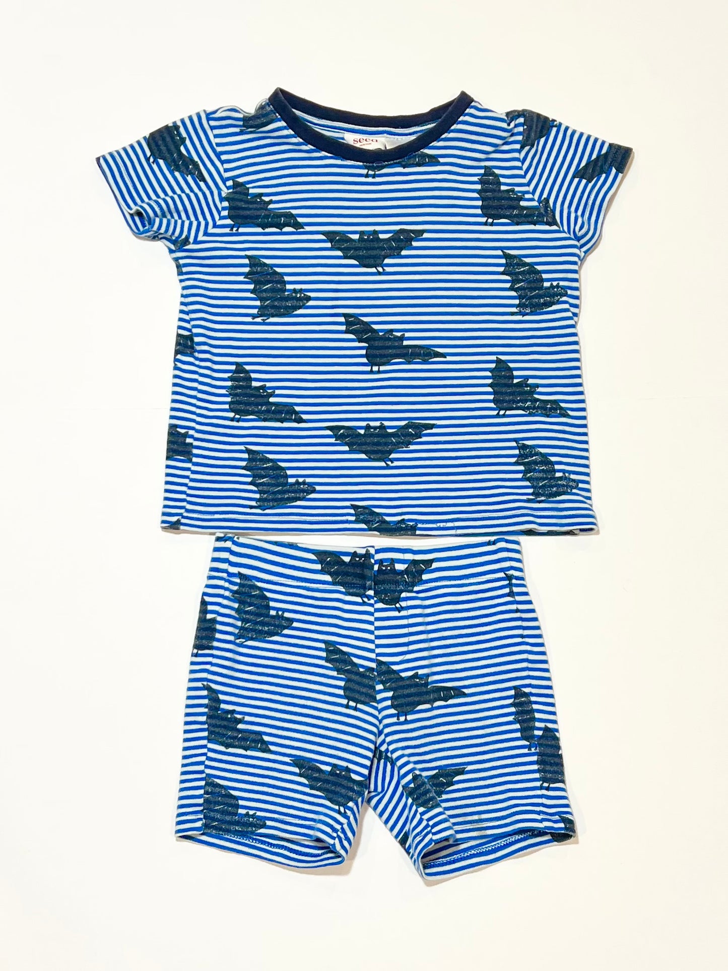 Bat pyjamas - Size 4
