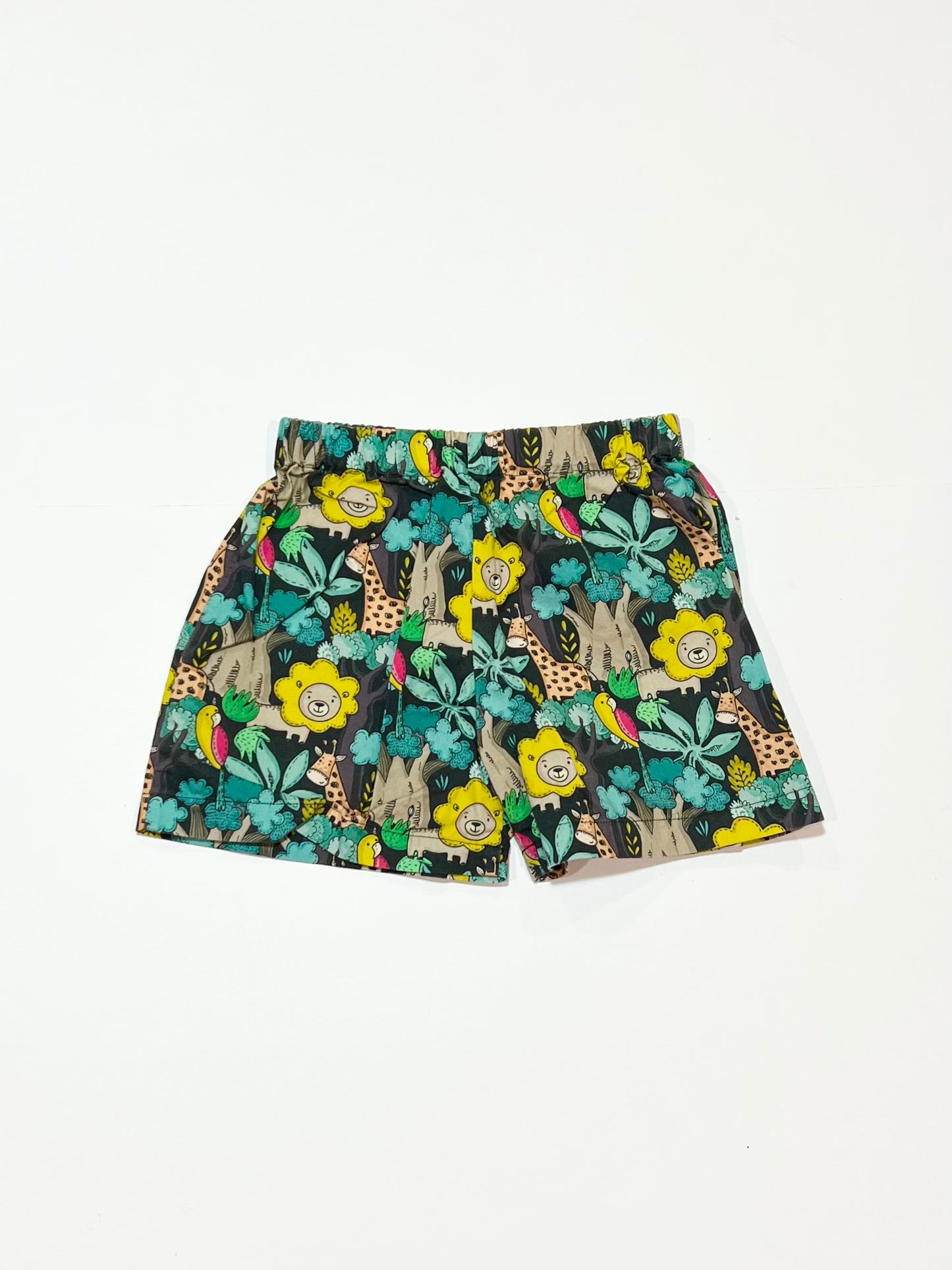 Lion shorts - Size 2