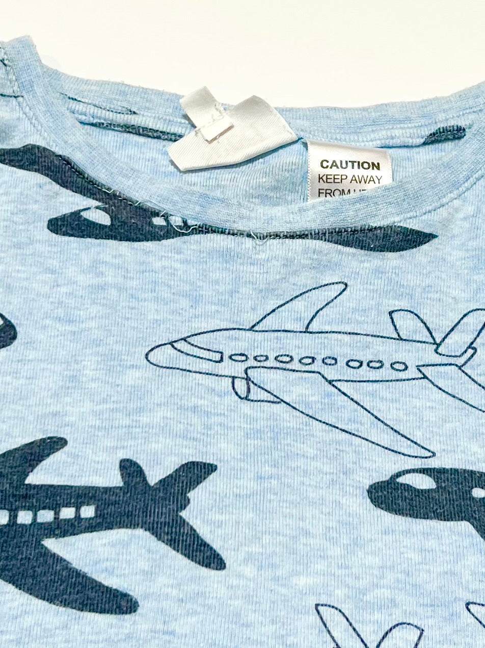 Aeroplane pyjamas - Size 4