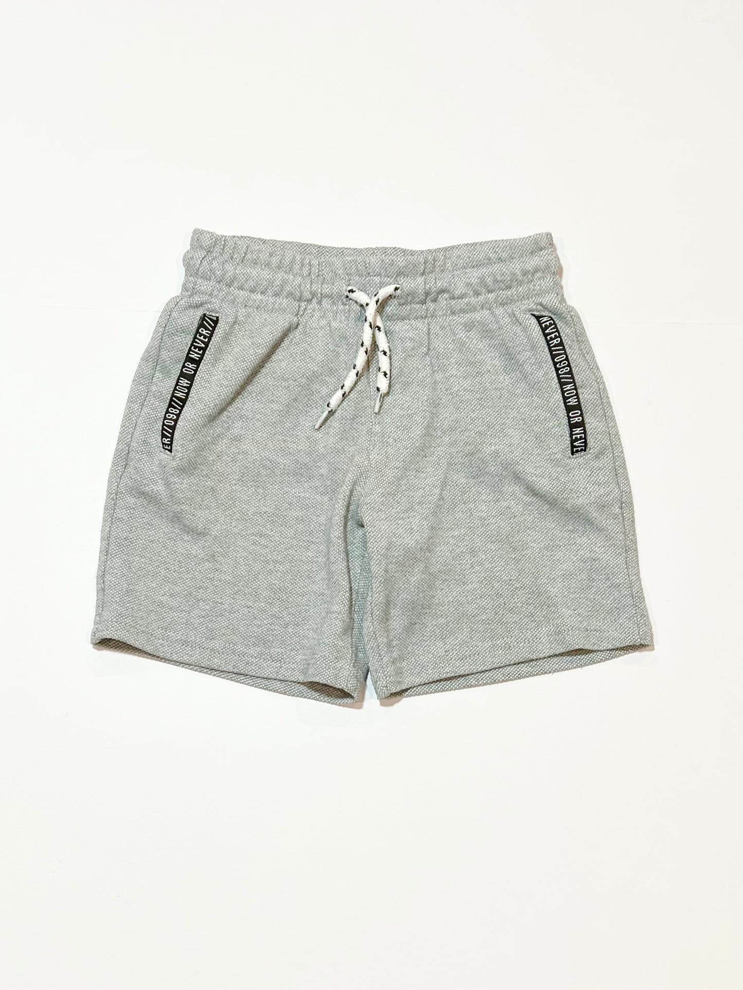 Grey sweat shorts - Size 4