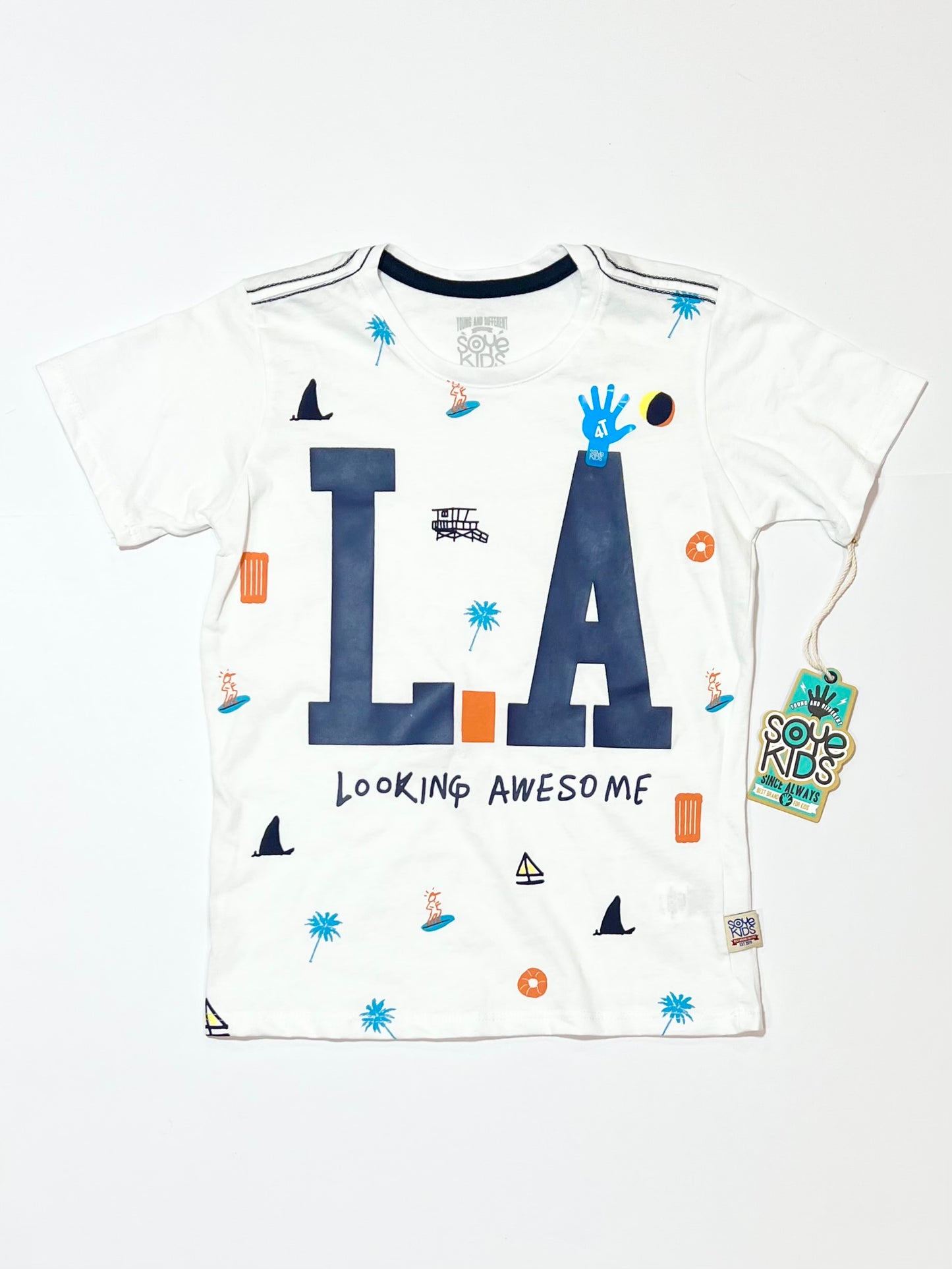 LA tee brand new - Size 4