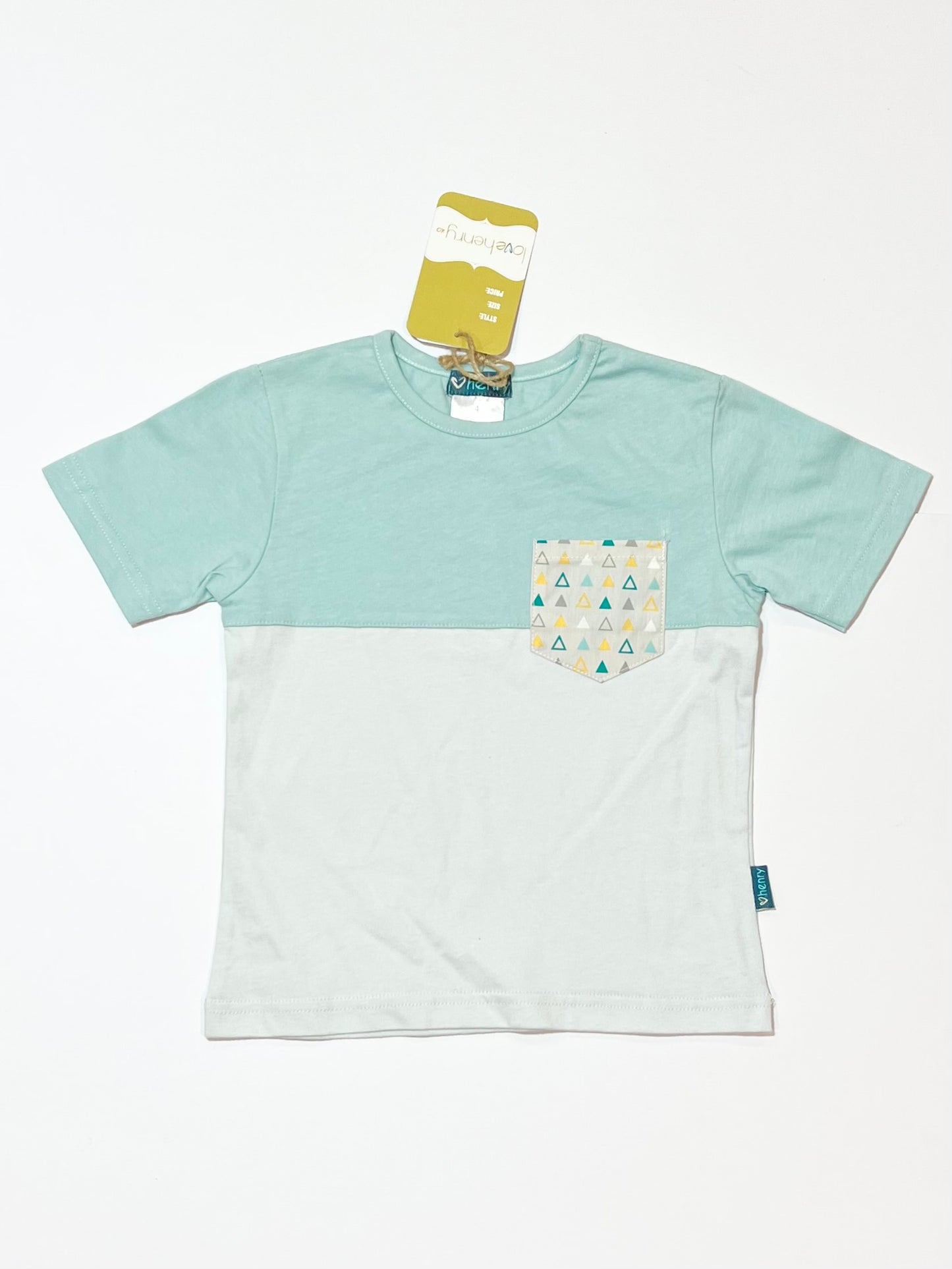 Spliced pocket tee brand new - Size 4