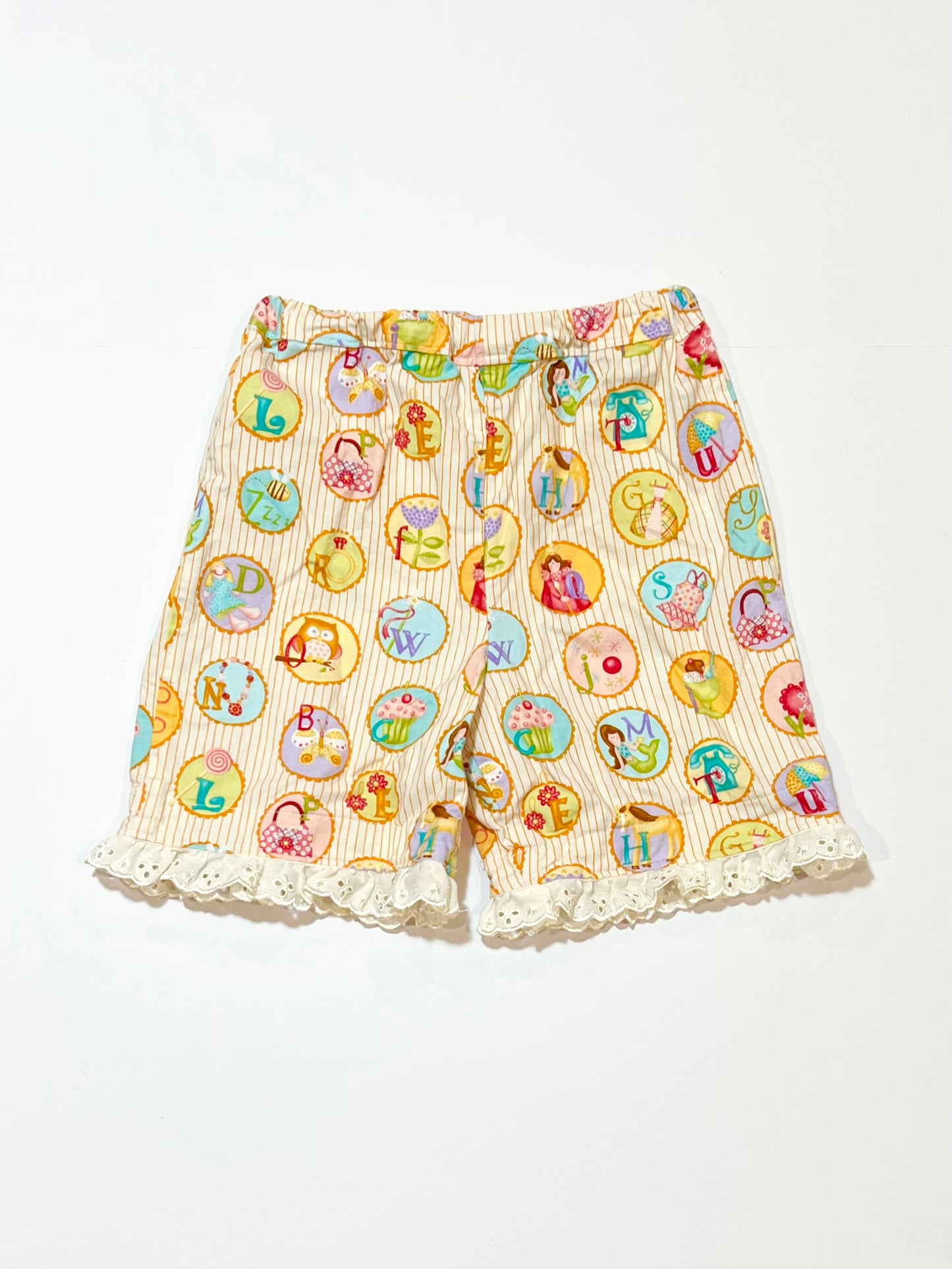 Striped alphabet shorts - Size 4